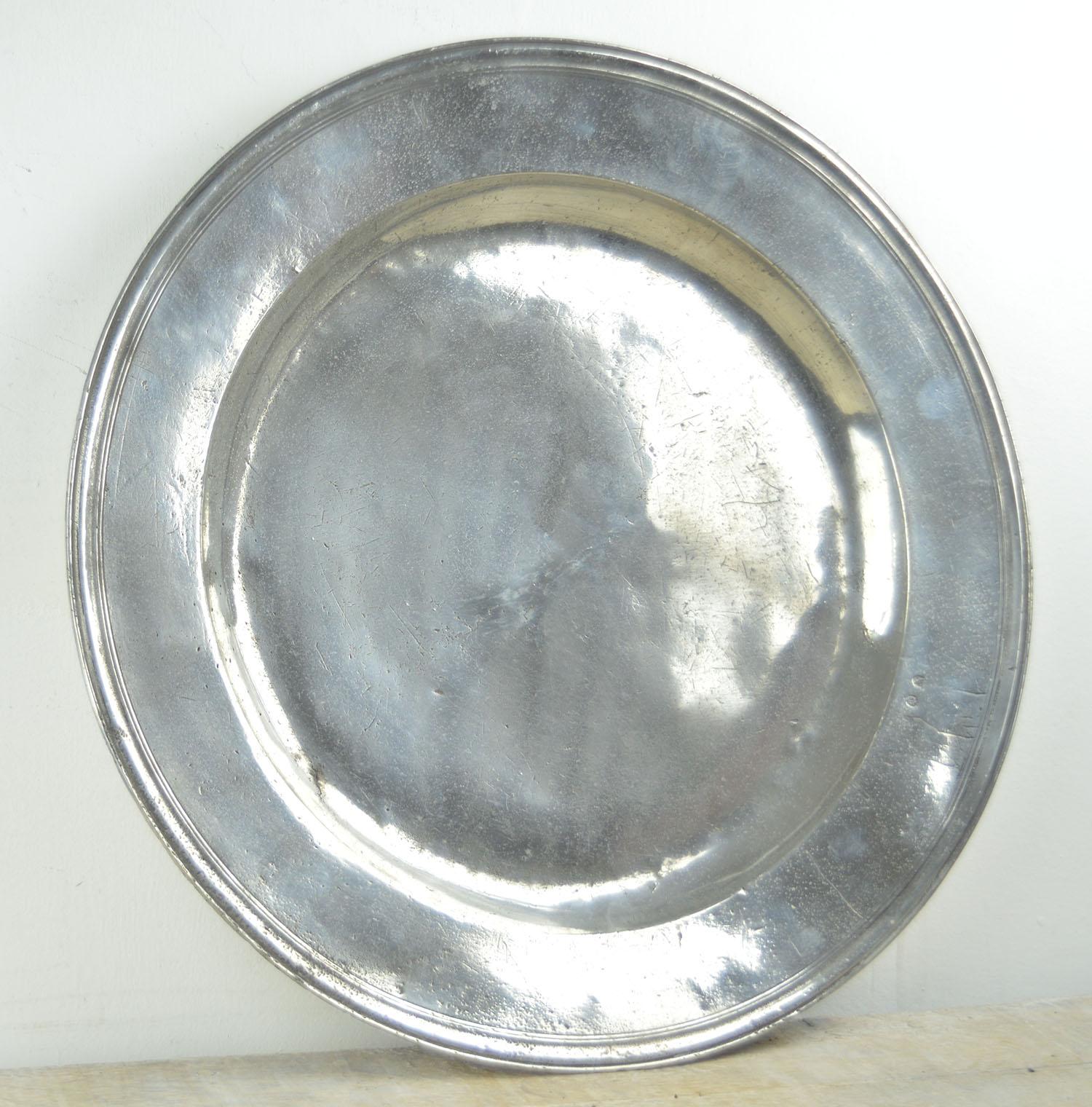 Georgian 3 Large Antique Brightly Polished Pewter Chargers, 18th Century