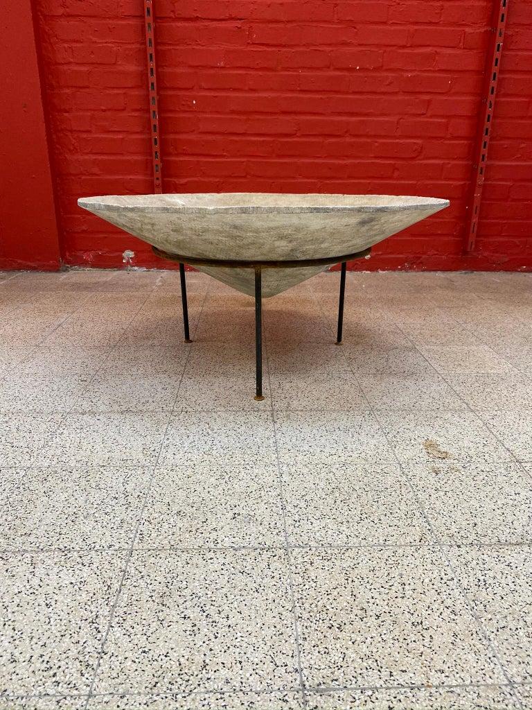 3 Large Eternit Saucer Planters Designed by Willy Guhl with Wrought Iron Base In Good Condition For Sale In Saint-Ouen, FR