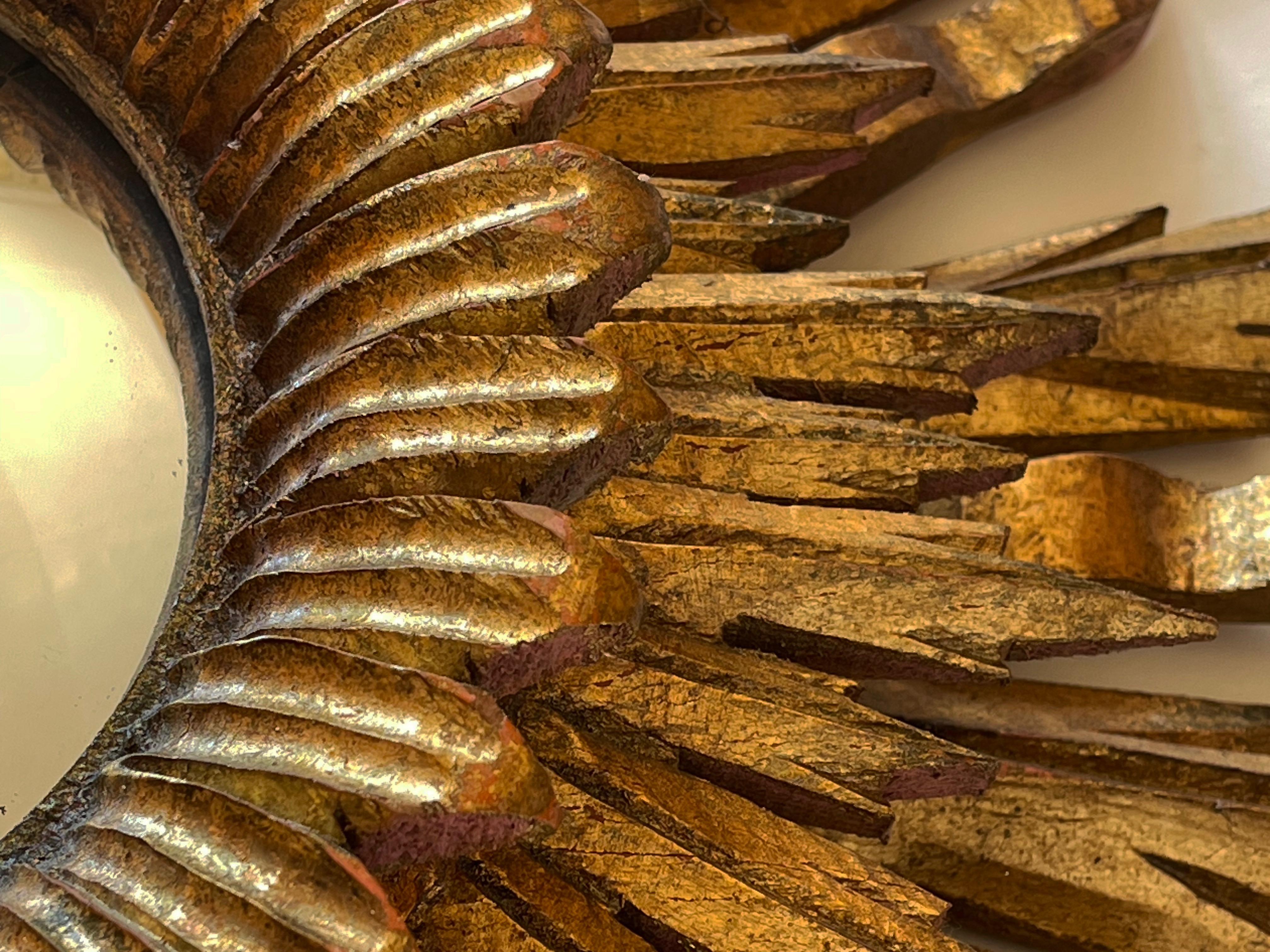 Espejo convexo de 3 capas, retroiluminado, madera dorada explosiva Años 60, Francia 1