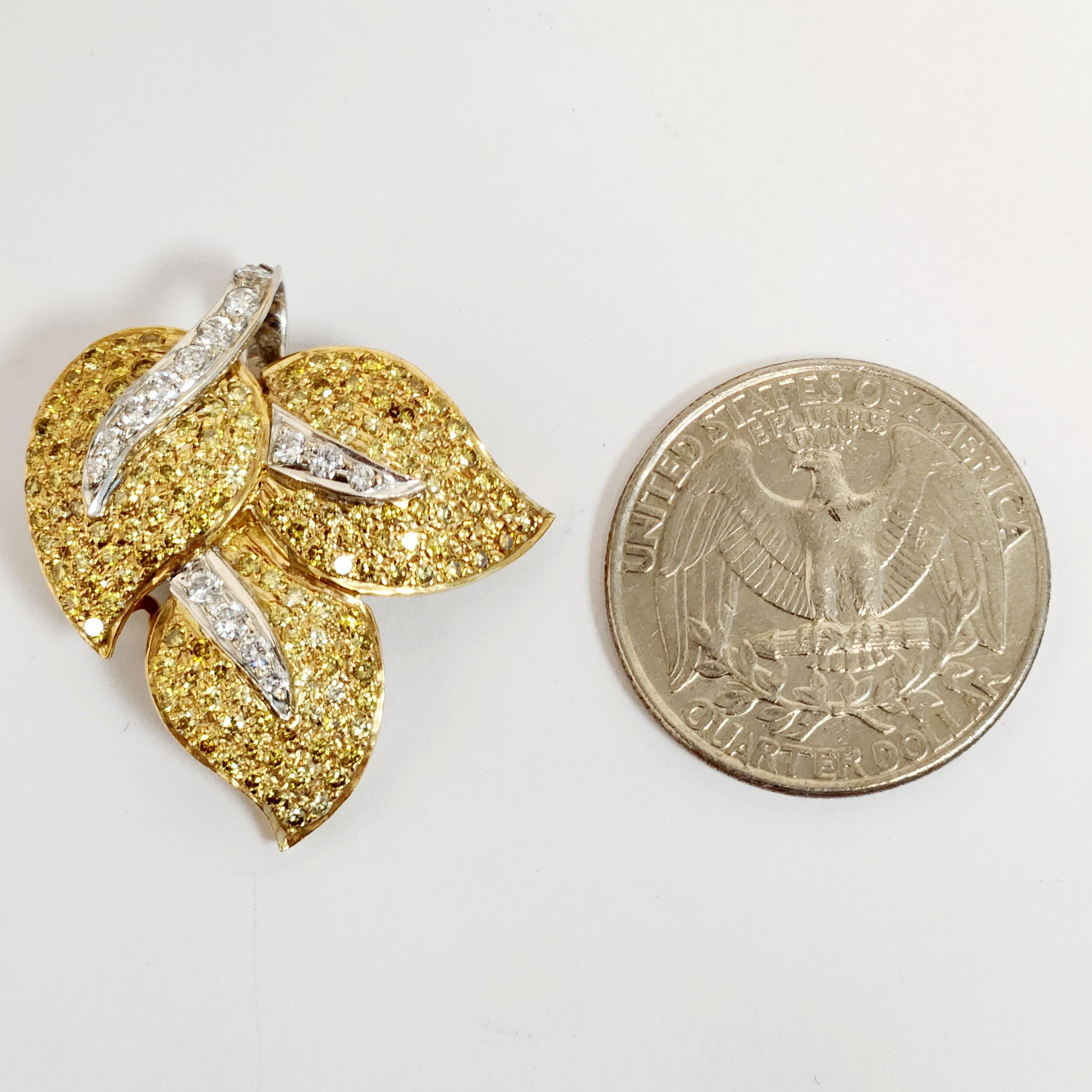Round Cut 3 Leaf Shaped Yellow Diamond Pendant For Sale