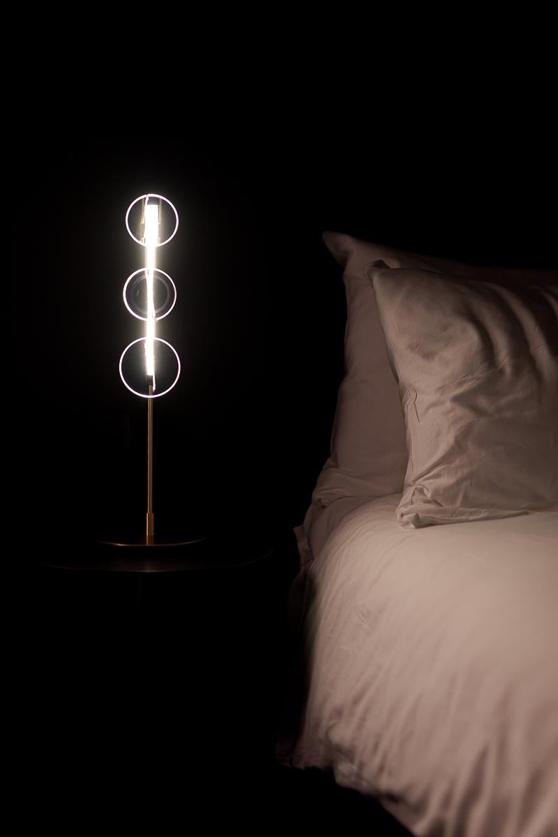 Lampe de bureau à 3 lampes par Object Density Neuf - En vente à Geneve, CH