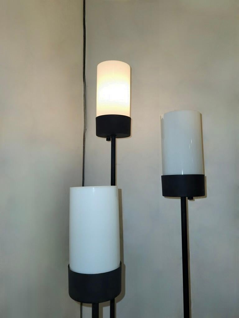 Lámpara de pie de 3 luces de Robert Bulmore, EE.UU. Años 50 Vidrio en venta