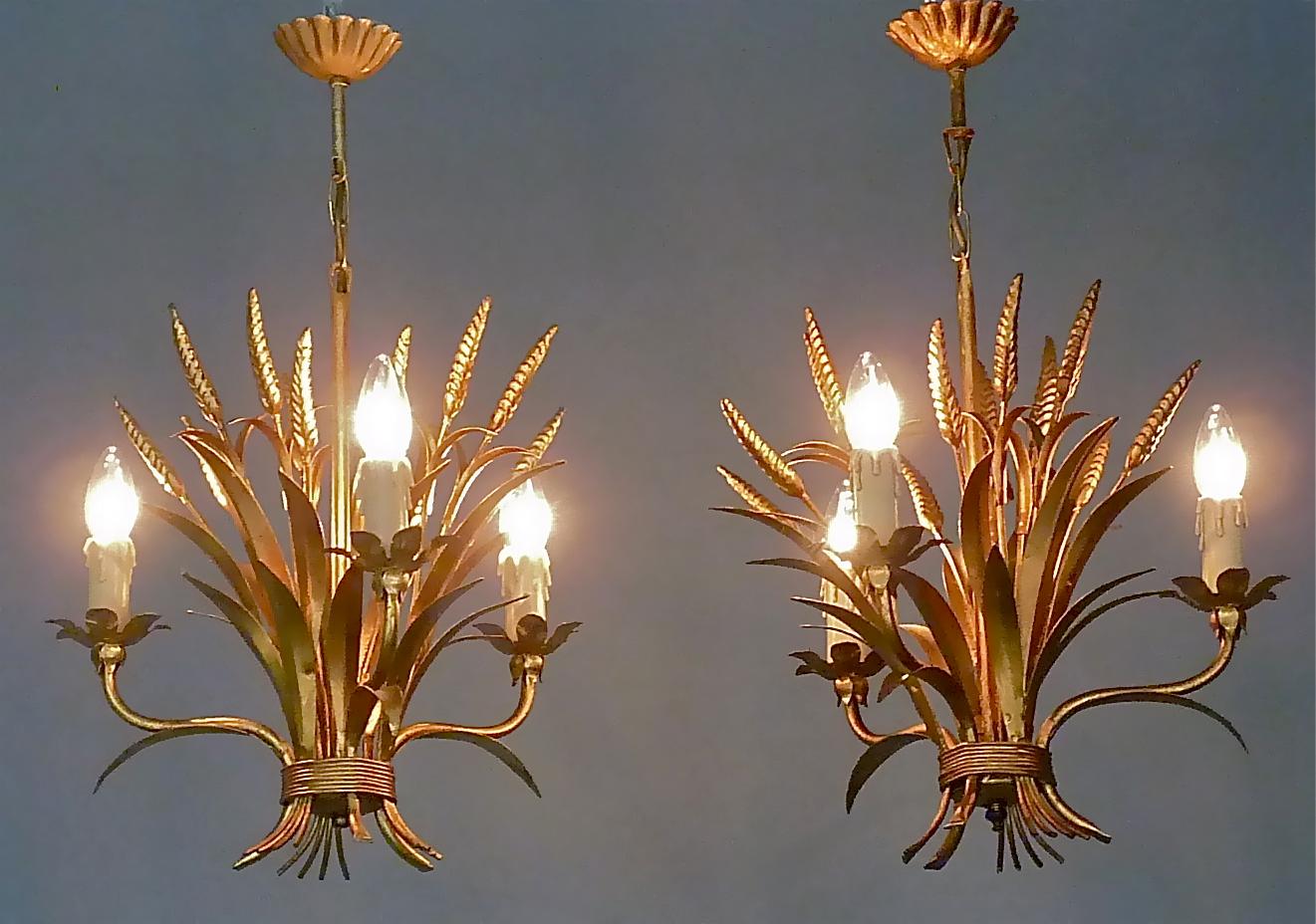 3-flammiger italienischer Blattkronleuchter aus vergoldetem Metall, Kögl, 1950er Jahre im Angebot 3