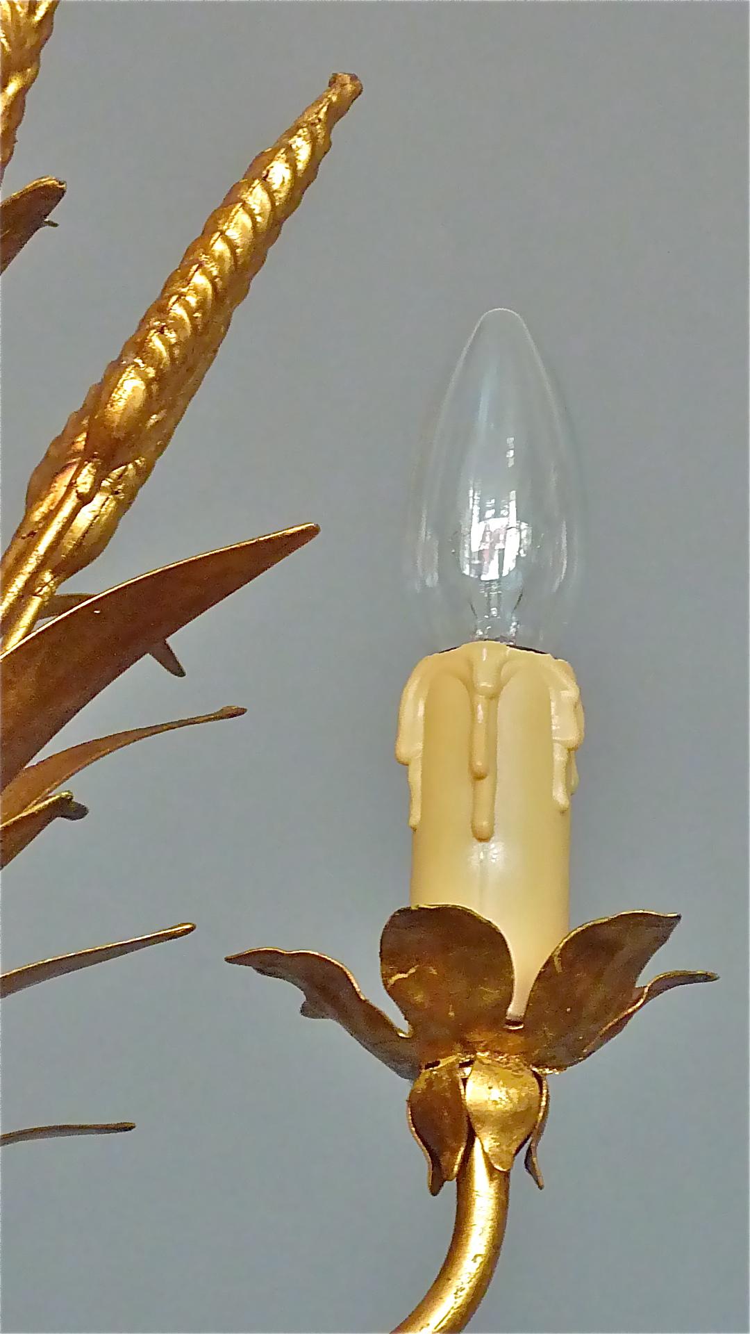 3-flammiger italienischer Blattkronleuchter aus vergoldetem Metall, Kögl, 1950er Jahre im Zustand „Gut“ im Angebot in Nierstein am Rhein, DE