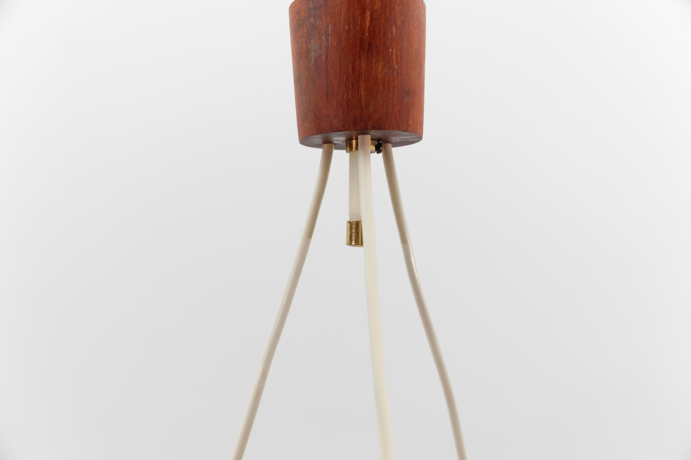 Lampe orbitale à 3 lumières en laiton, teck et verre laiteux, 1960s en vente 7