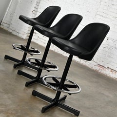 3 MCM Samsonite Schwarzes Vinyl Kunstleder & Chrom Bar Counter Hocker Verstellbar