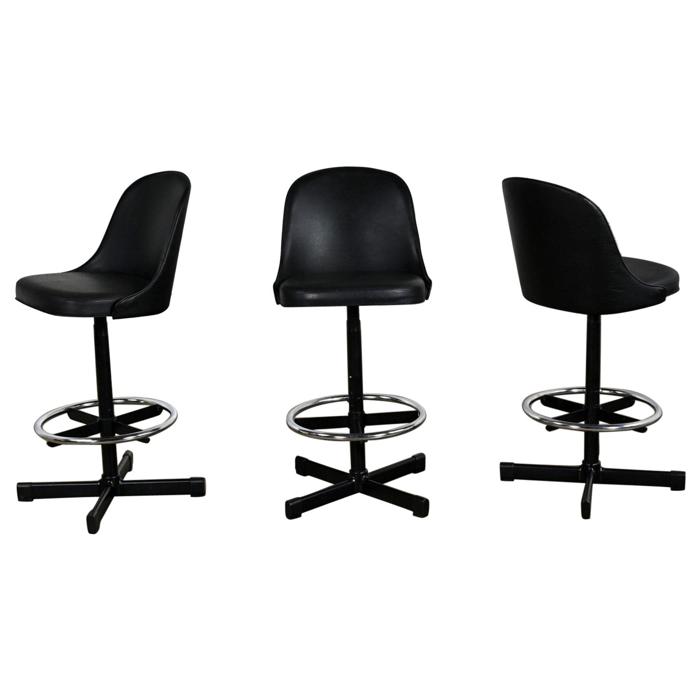 3 Sgabelli da bar MCM Samsonite in vinile nero e finta pelle e cromo regolabili