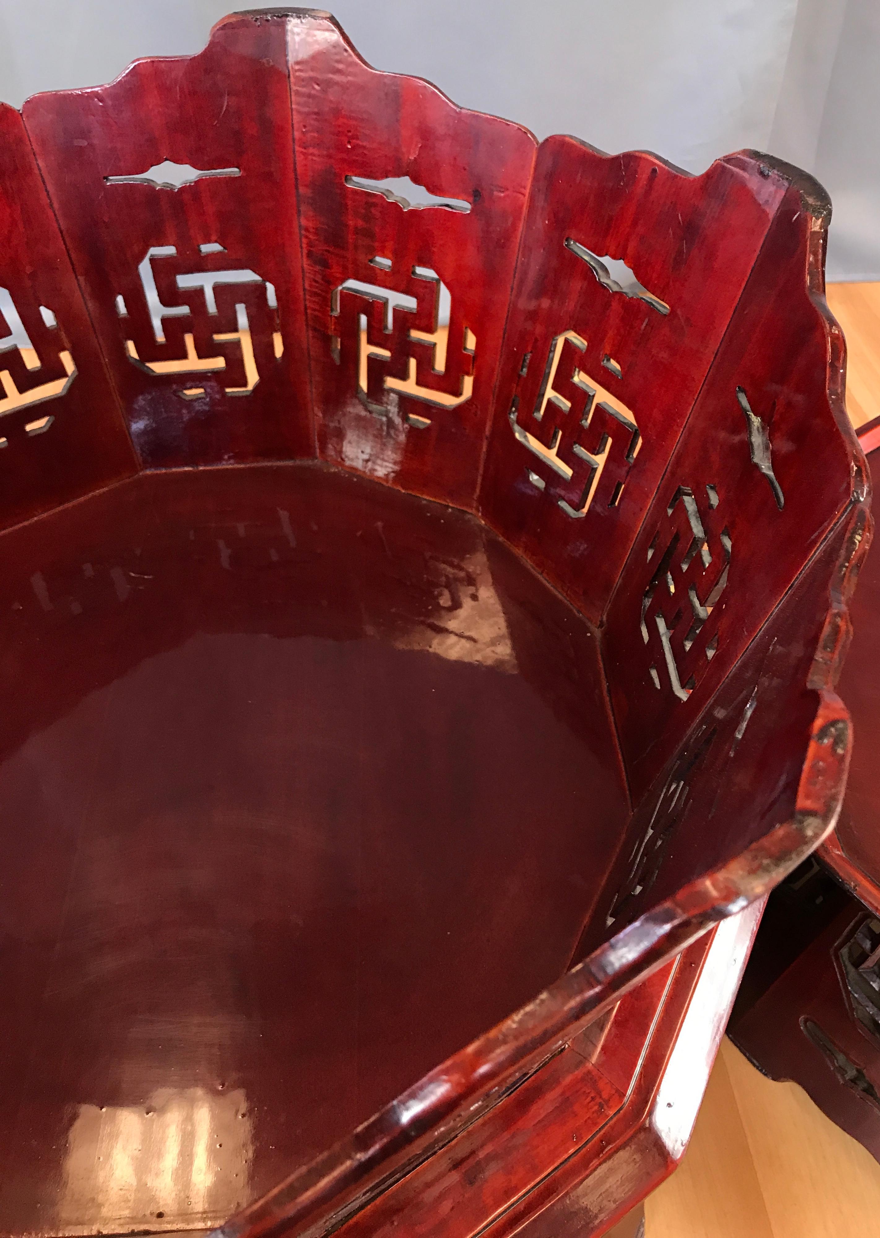 Meiji Period Red Lacquer Octagon Low Table or Plant Stand, 3 Available For Sale 7