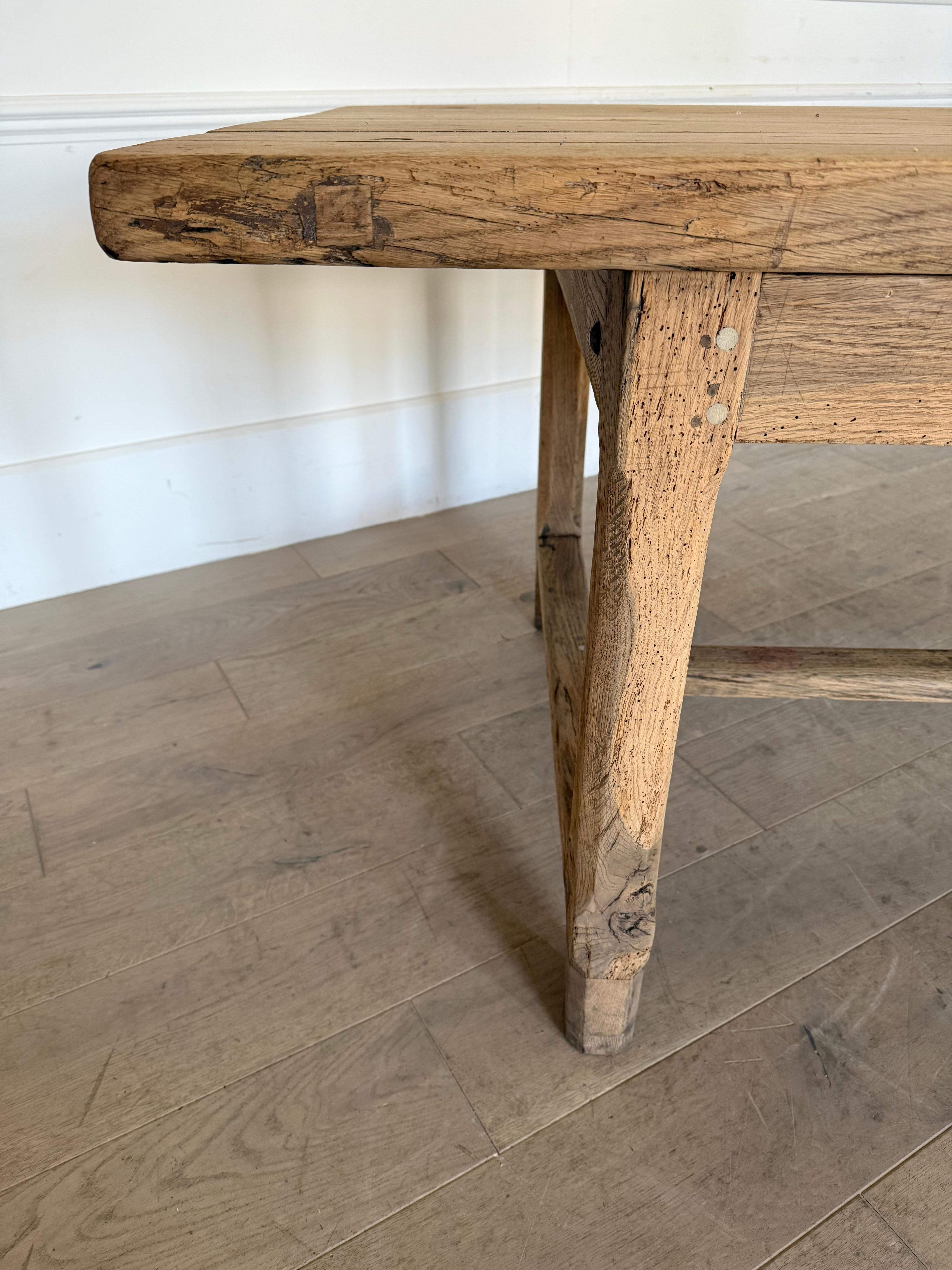 Table de ferme en chêne de 3 mètres en vente 9