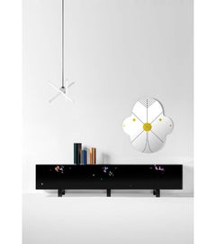 3 Meters Dreams Cabinet tutto nero di Cristian Zuzunaga