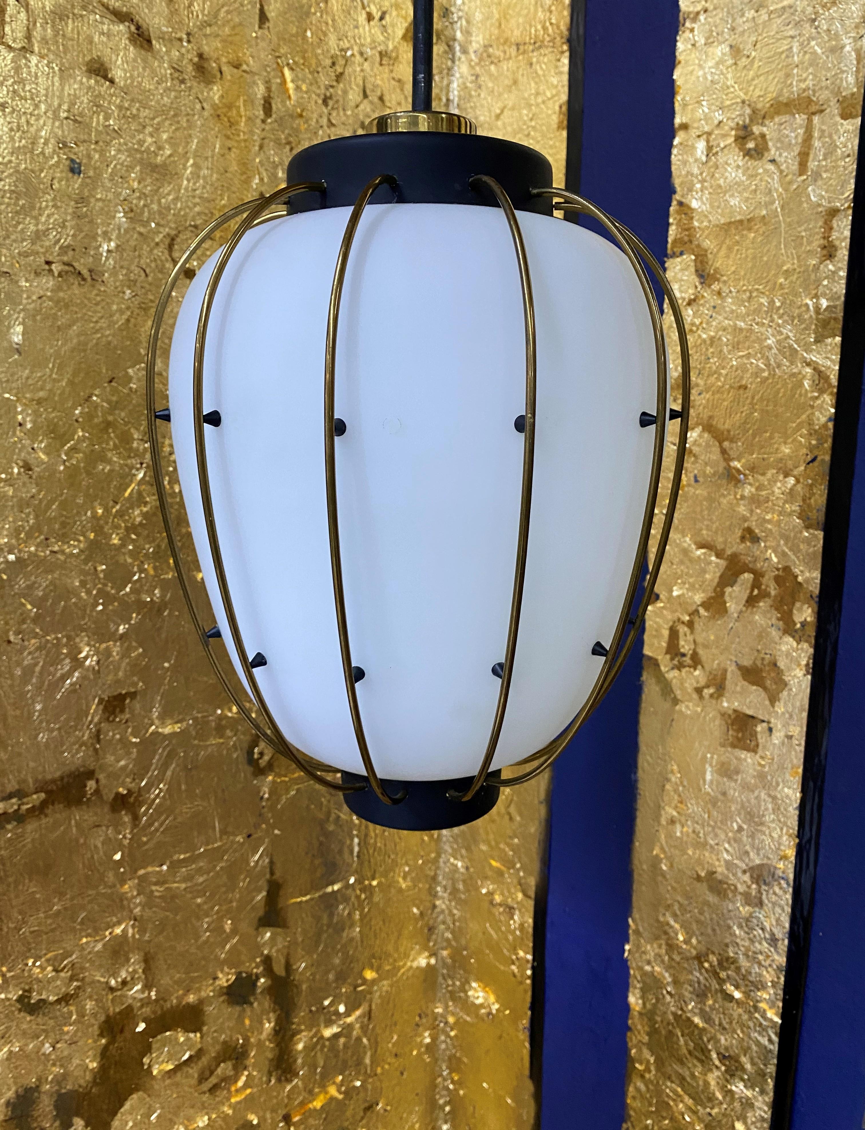 3 Mid-Century Modern Lantern in Brass and Opaline Glass, 1950, Stilnovo Attr For Sale 7