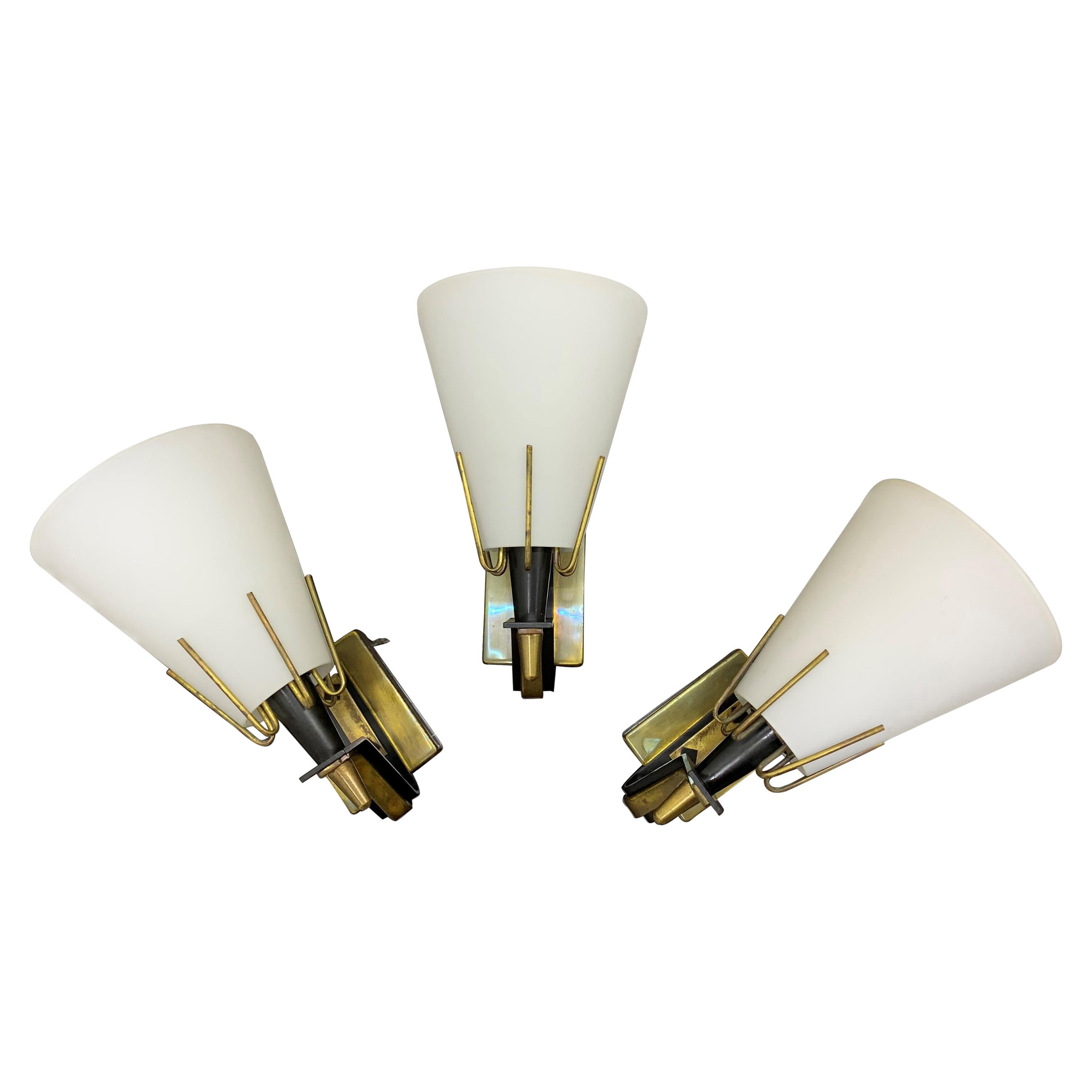 Mid-Century Modern Sconce Attributed to Stilnovo, Italy, circa 1950 For Sale