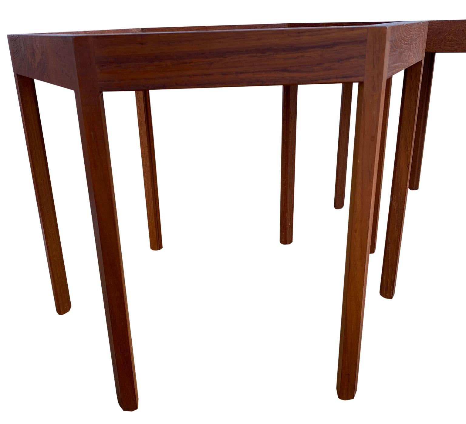 '3' Midcentury Danish Modern Teak Hexagon Stacking Tables by Hans Andersen In Good Condition In BROOKLYN, NY