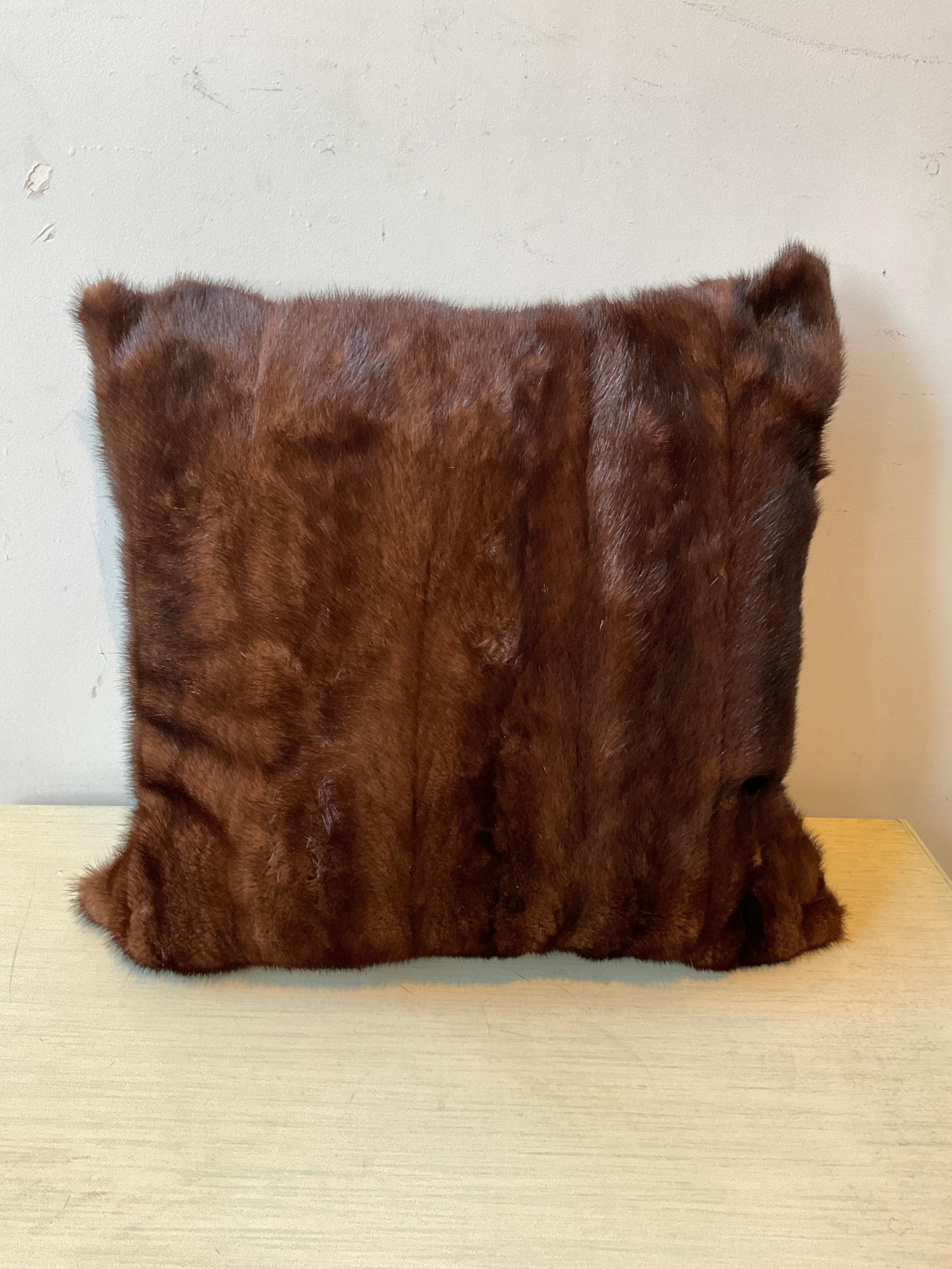 3 Mink Pillows In Good Condition For Sale In Tarrytown, NY