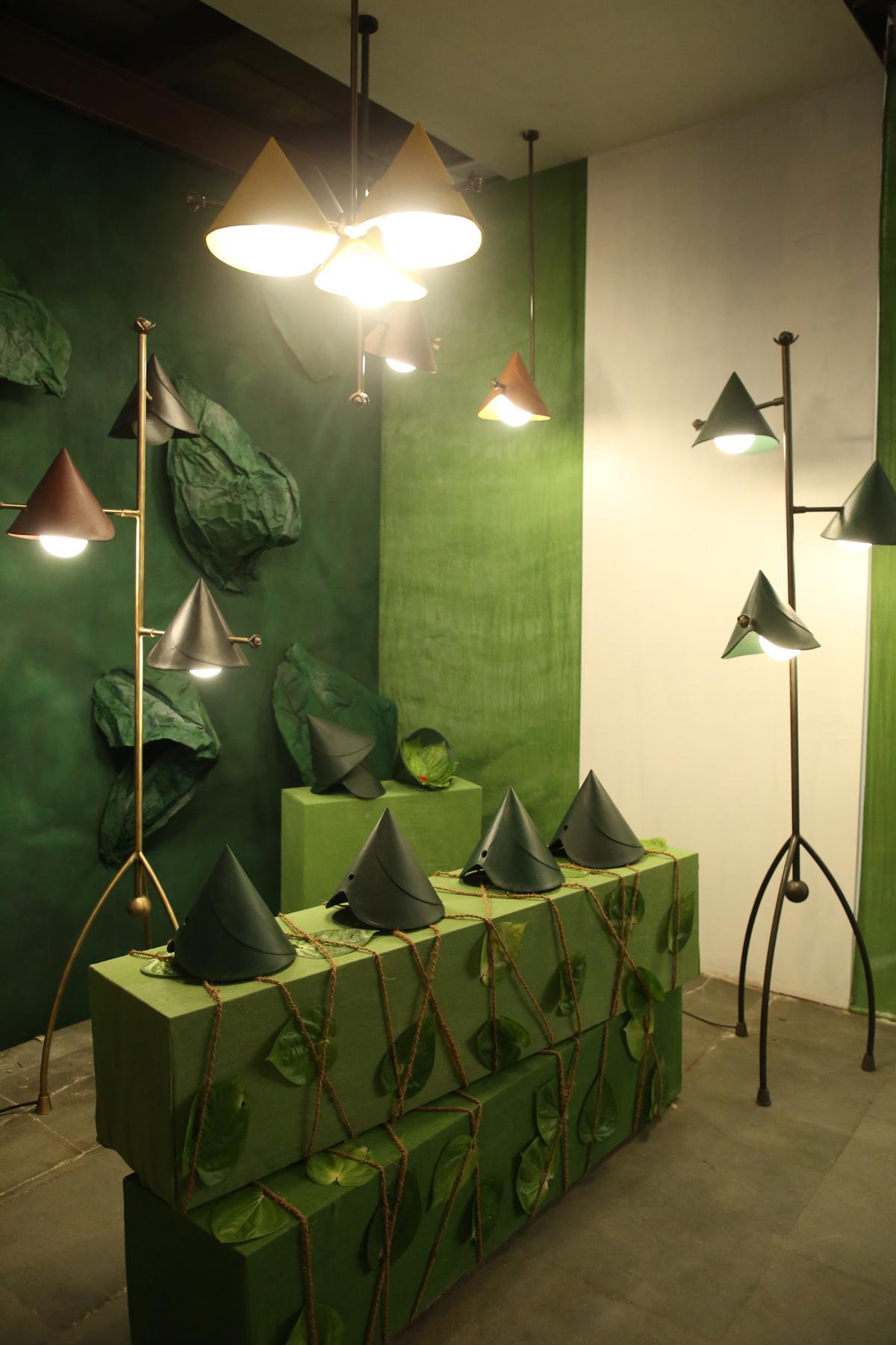 Modern 3 Module Alternate Paan Hanging Lamp with Leather and Brass For Sale
