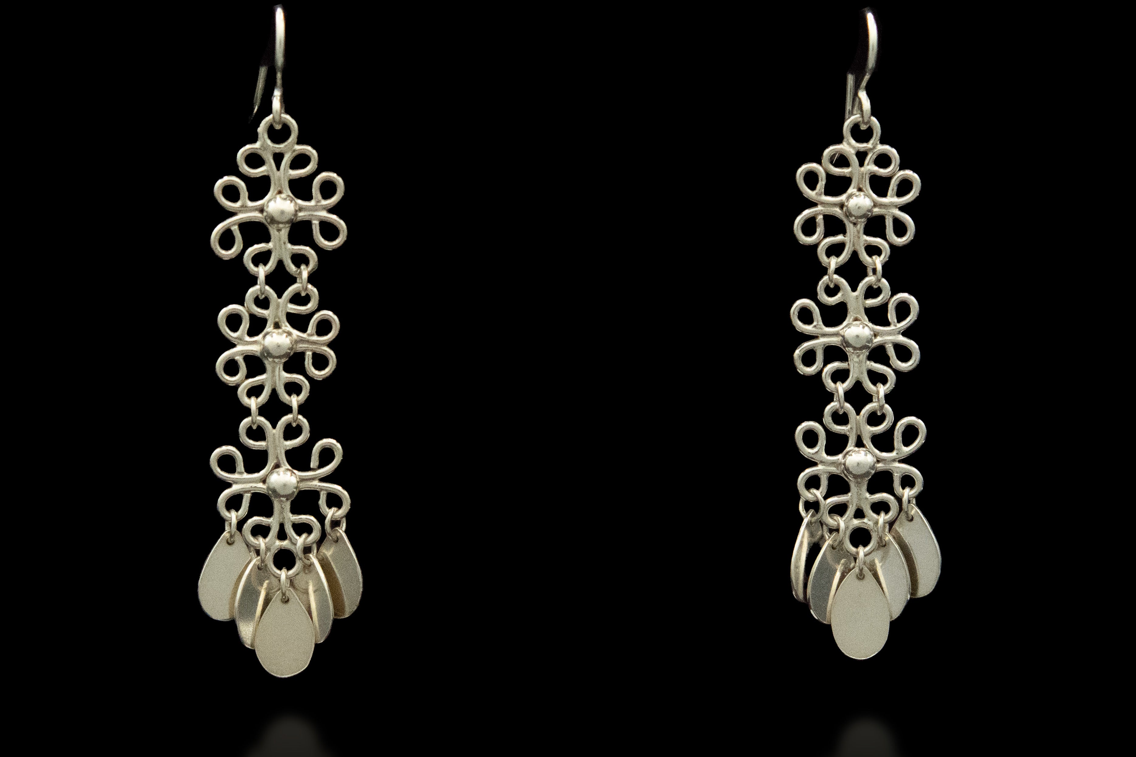 3 motif earrings For Sale