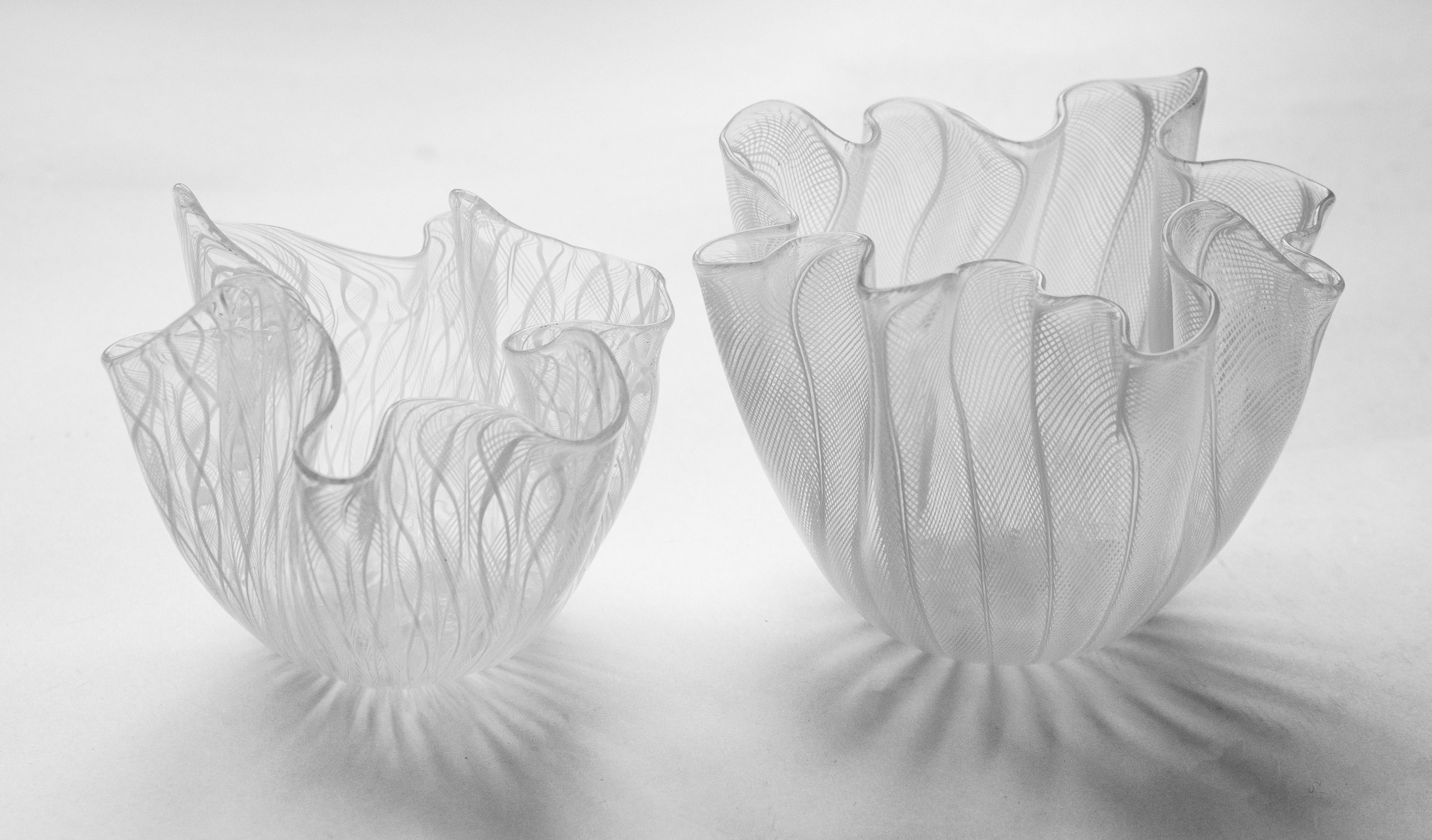 3 Murano Handkerchief Vases Bowls from Murano, Venini, Italy For Sale 2