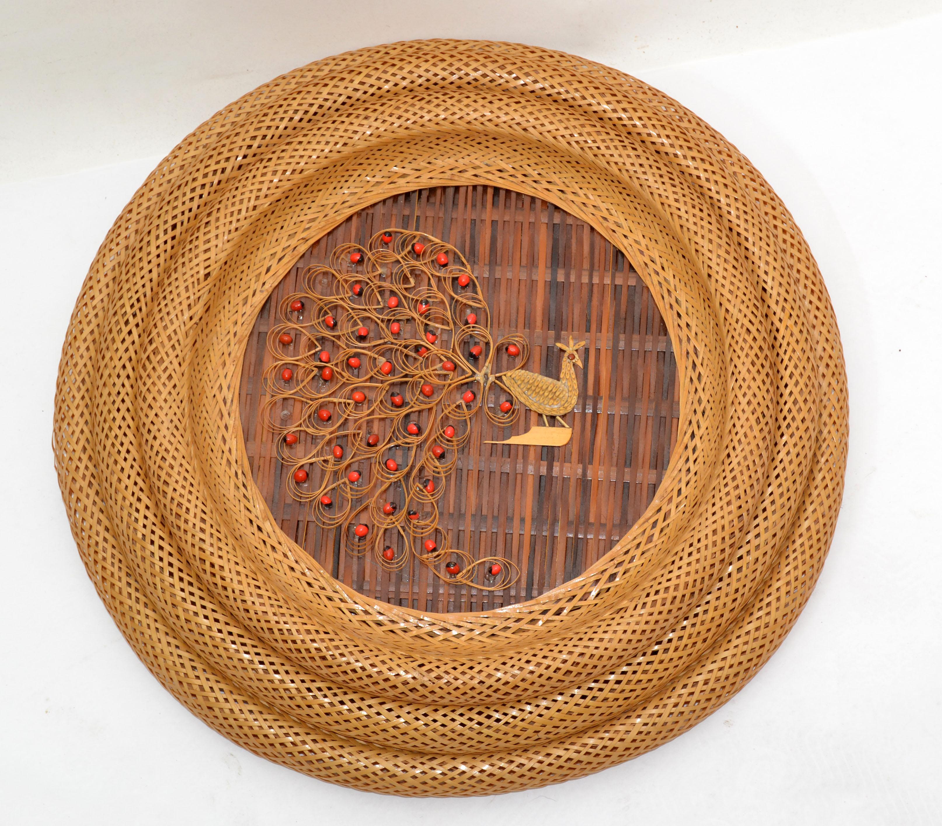 Set of 3 Folk Art wall plates, decoration in rattan & cane with beads.
All hand woven and handcrafted with very small pieces of Material and red Beads.
Each plate has 1 inch height, Diameter's are from 15 to 13.25 to 11.5 inches. 

 