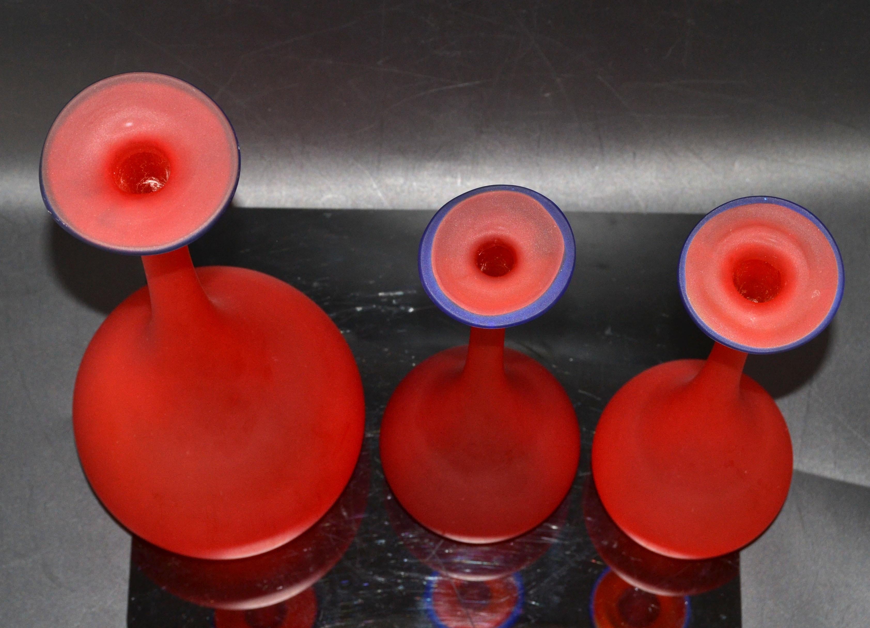 3 Nesting Vases Moretti Style Translucent Red & Blue Satin Glass Bud Vases Italy For Sale 1