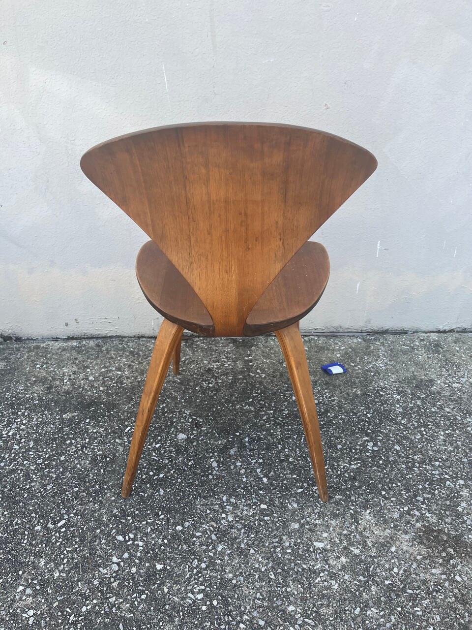 Plywood 3 Norman Cherner Plycraft Bentwood Side Chairs For Sale