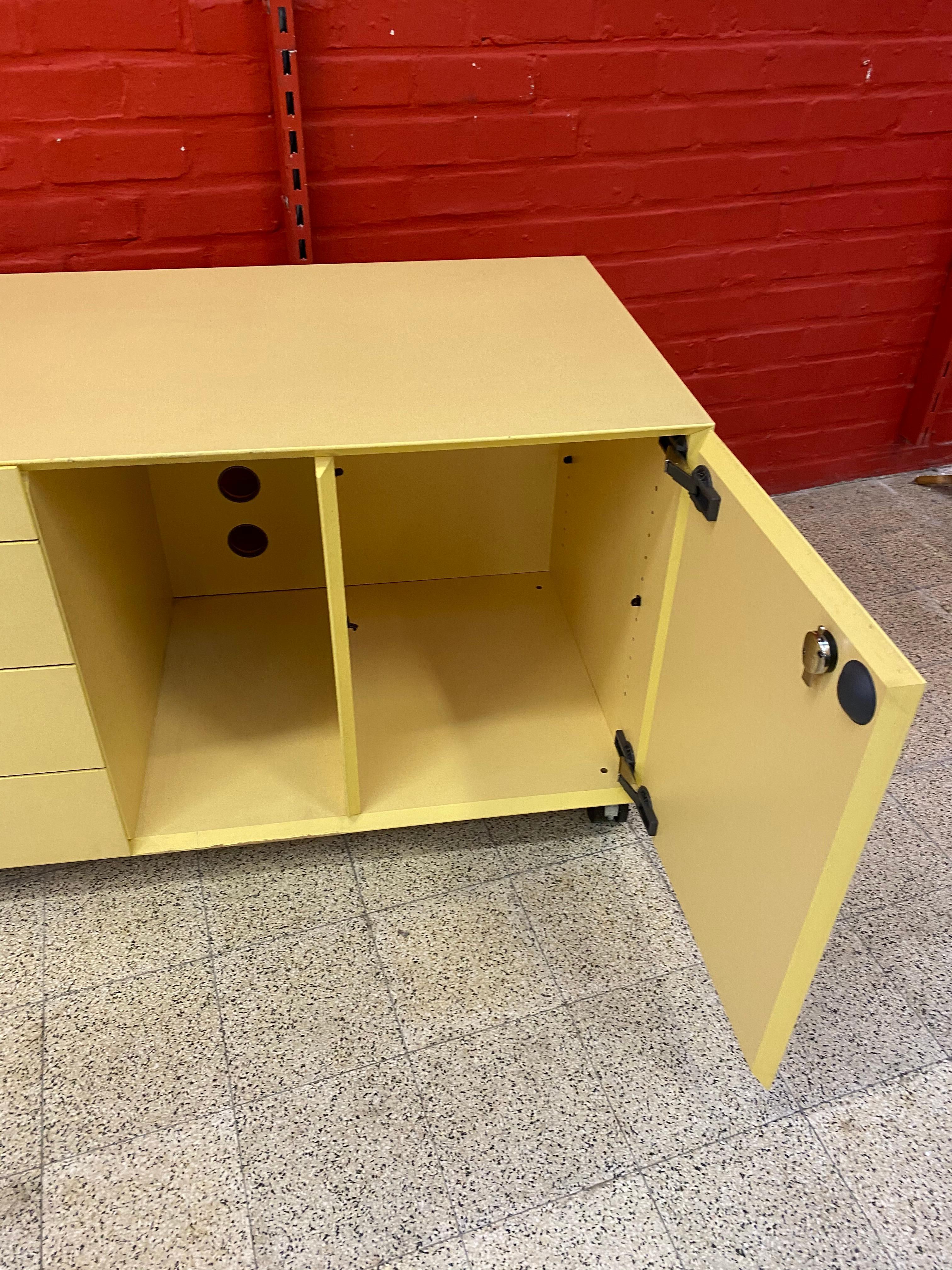 Late 20th Century 3 Office Furniture on Wheels, in Lacquered Metal, circa 1970/1980 For Sale