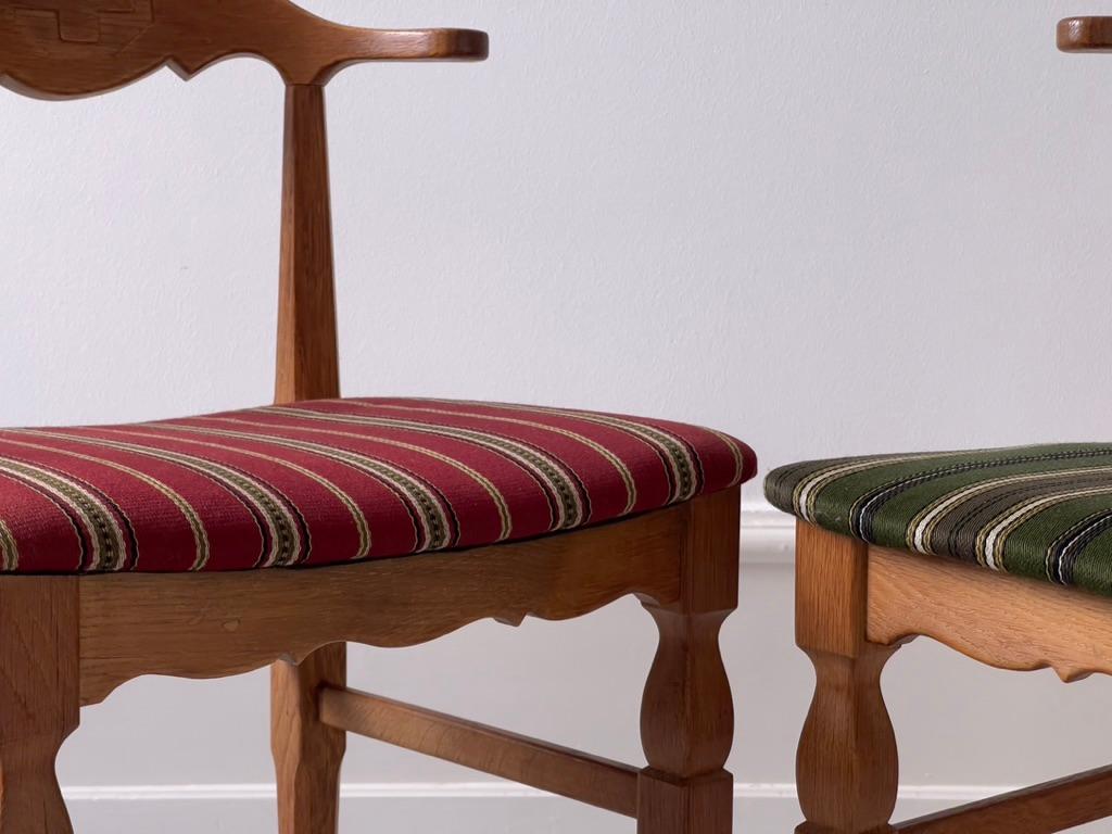 3 Original Henning Kjærnulf Esszimmerstühle in Eiche massiv und Wollstoff 1970er im Angebot 6
