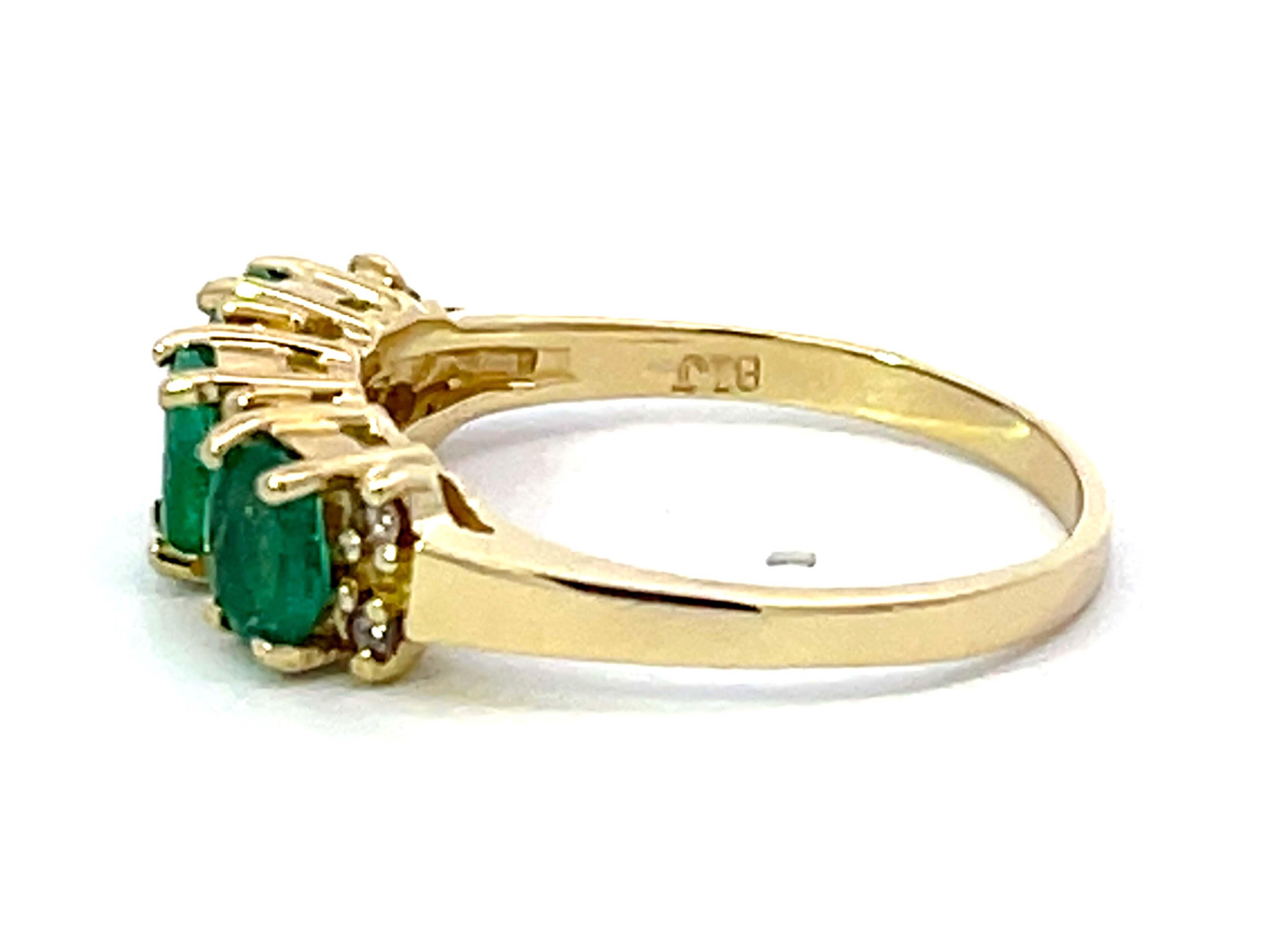 Women's or Men's 3 Oval Green Emerald and Diamond Band Ring in 14k Yellow Gold For Sale
