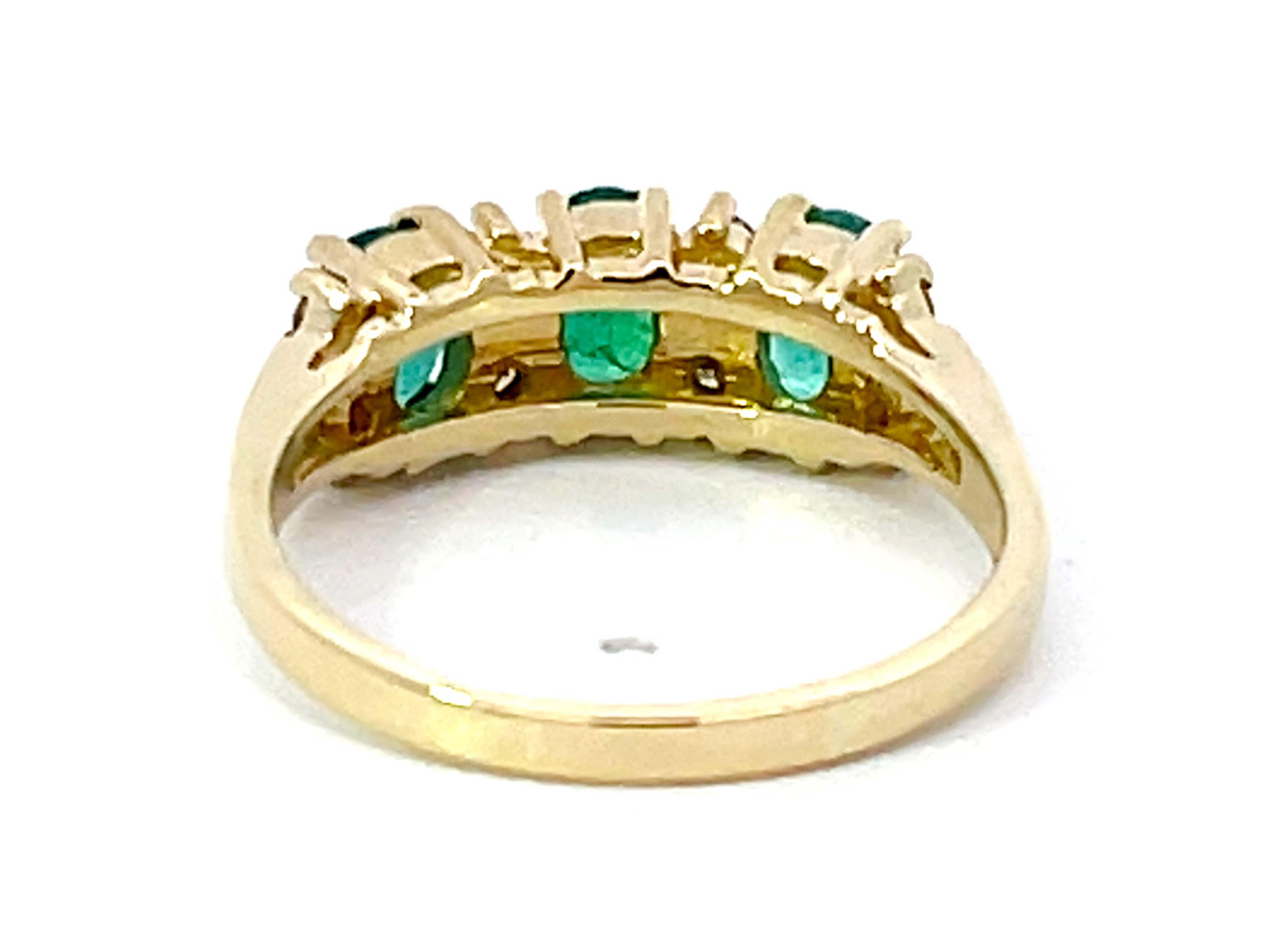 3 Oval Green Emerald and Diamond Band Ring in 14k Yellow Gold For Sale 1