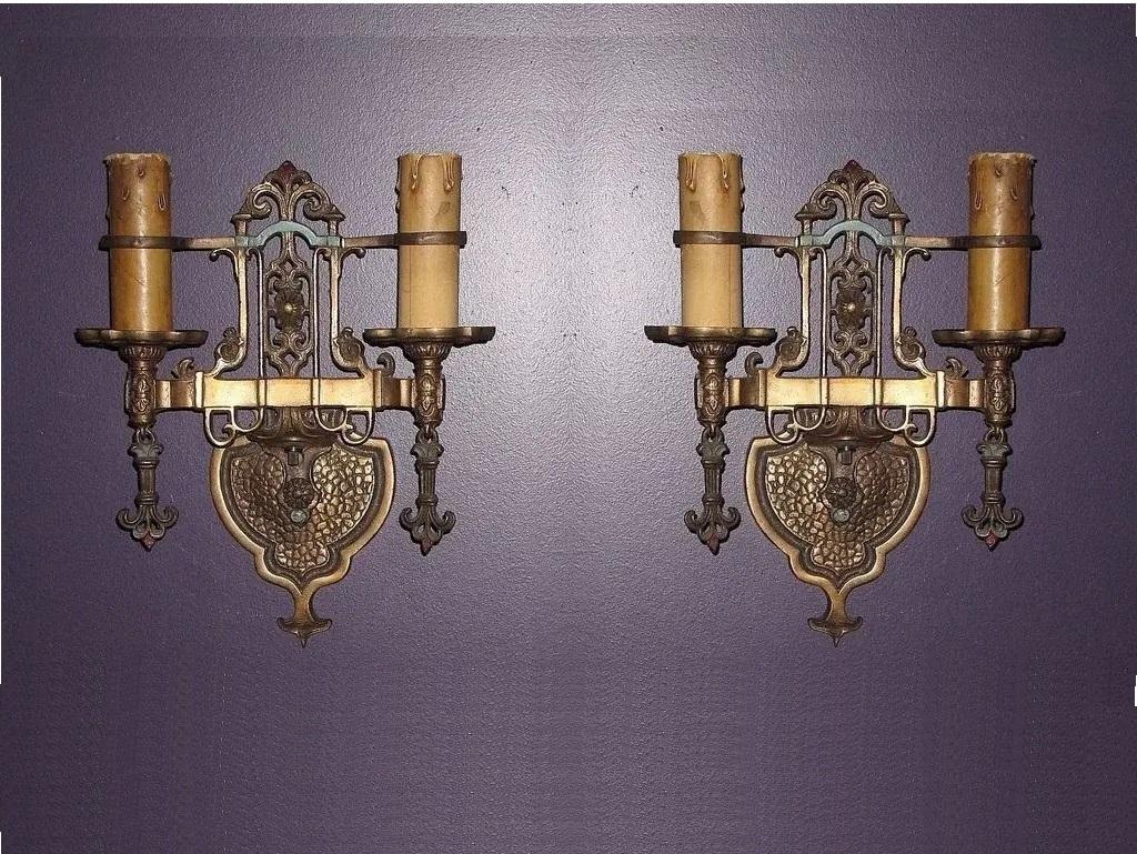 Calco 3 coppie di lampade a incasso in bronzo in stile revival anni '20, prezzo per coppia in vendita