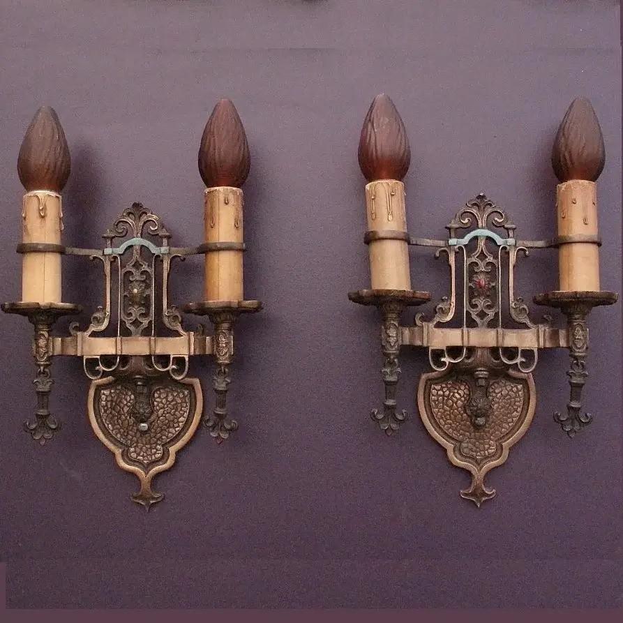 3 coppie di lampade a incasso in bronzo in stile revival anni '20, prezzo per coppia In condizioni buone in vendita a Prescott, US