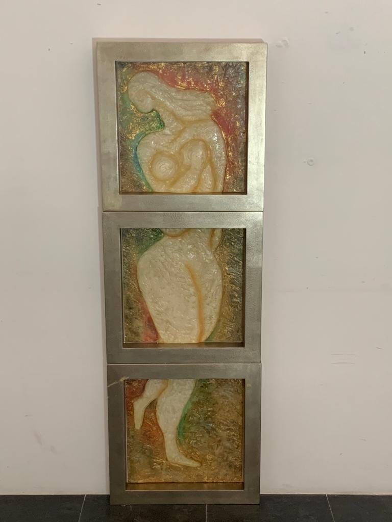 Lam Lee Group - ATTRA
Set of three back-decorated sculpted resin panels by Lam Lee Group, 1990s. They can be placed on the floor or wall, either vertically or horizontally. The single panel measures 60 x 60 cm.

Packaging with bubble wrap and