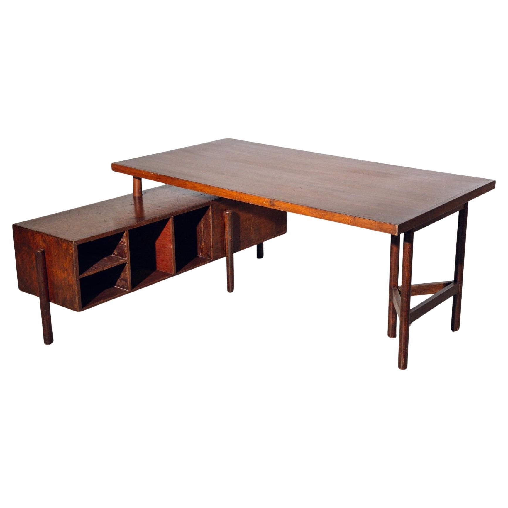 Scrivania a 3 parti con gambe rotonde di Pierre Jeanneret per Chandigarh, 1958-60 ca. in vendita