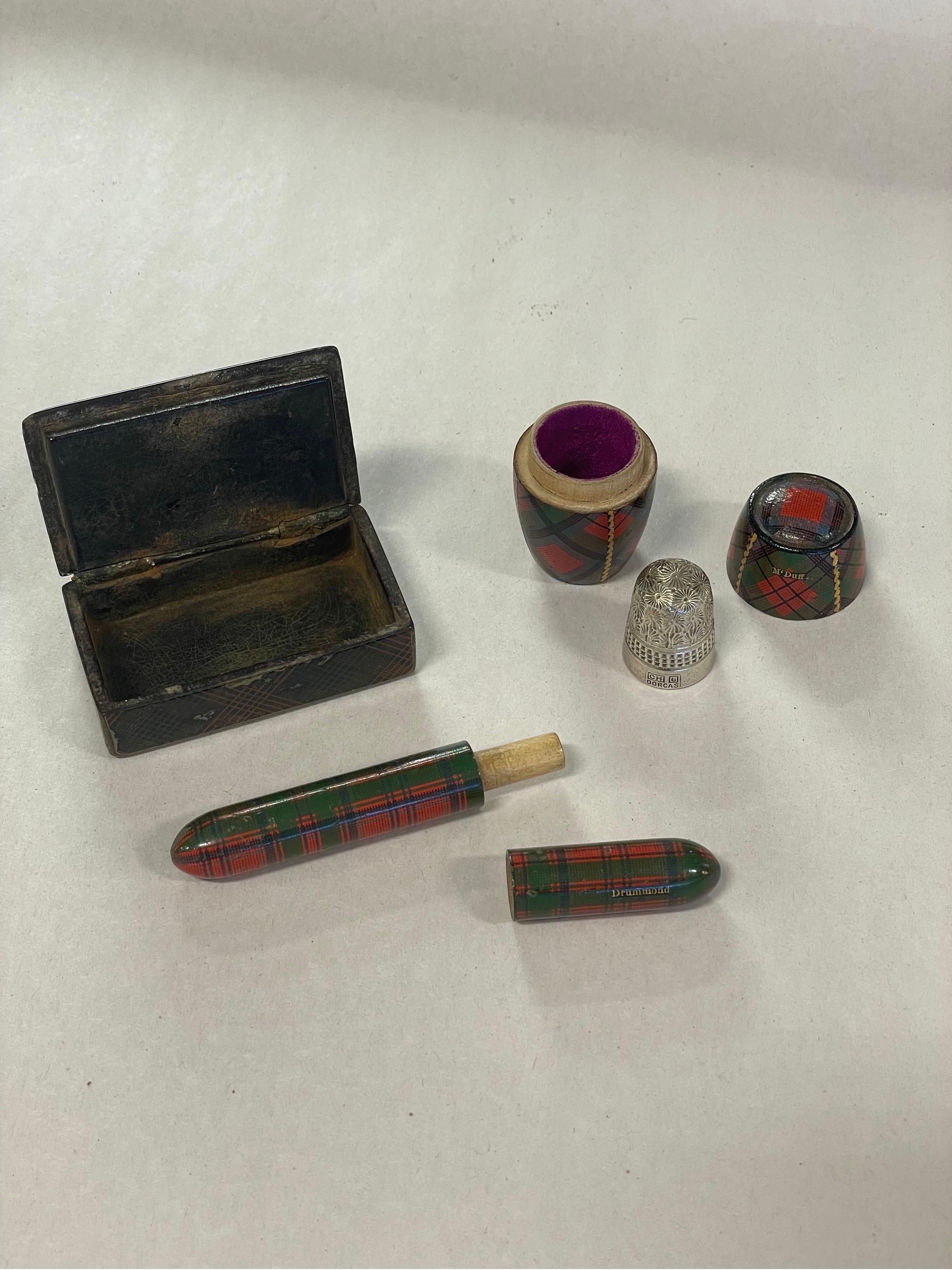 3 Pc, Antique Scottish Tartanware Sewing & Snuff Box Objects For Sale 2