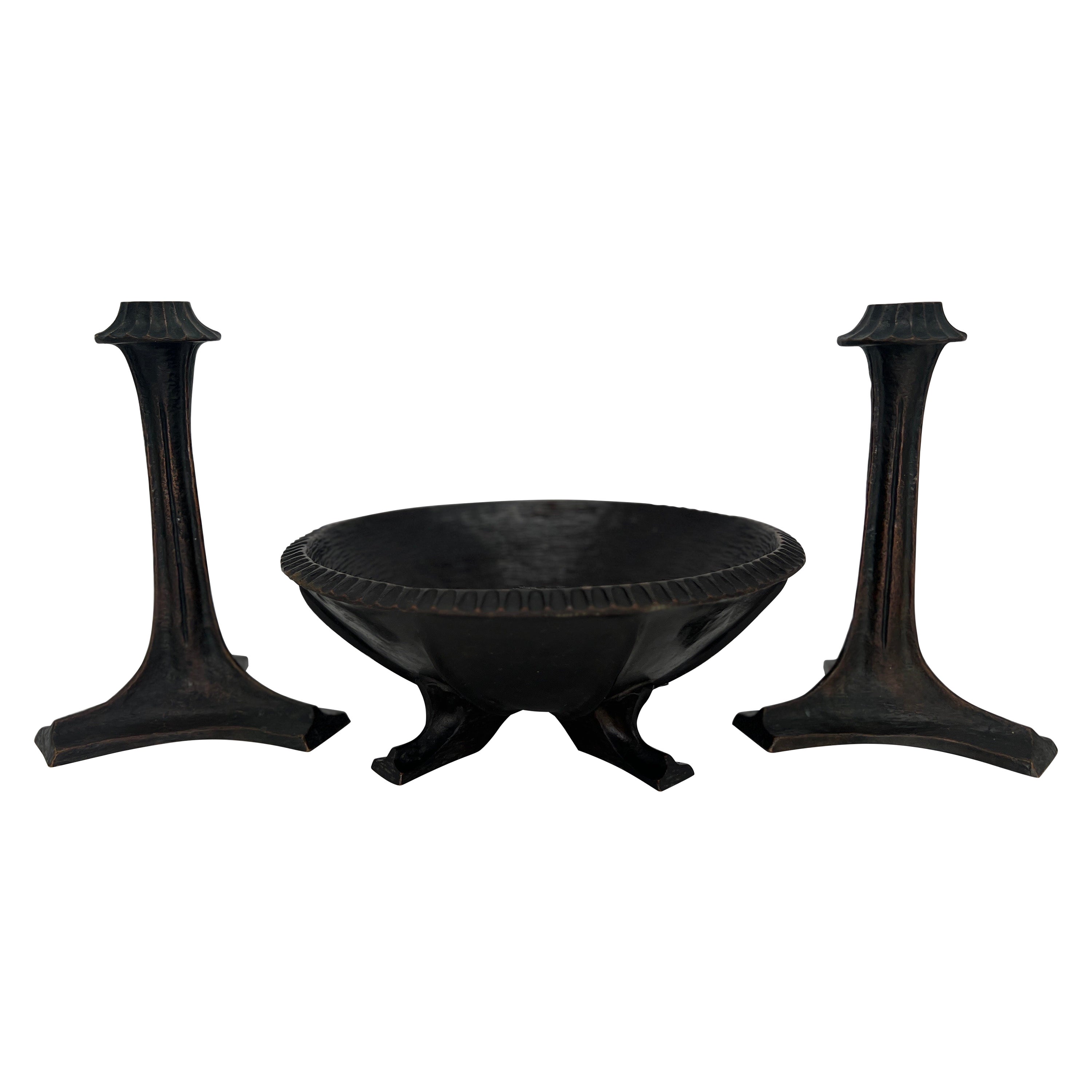 Set di 3 pezzi eccezionali di centrotavola in bronzo del periodo Arts & Crafts della scuola di New York in vendita