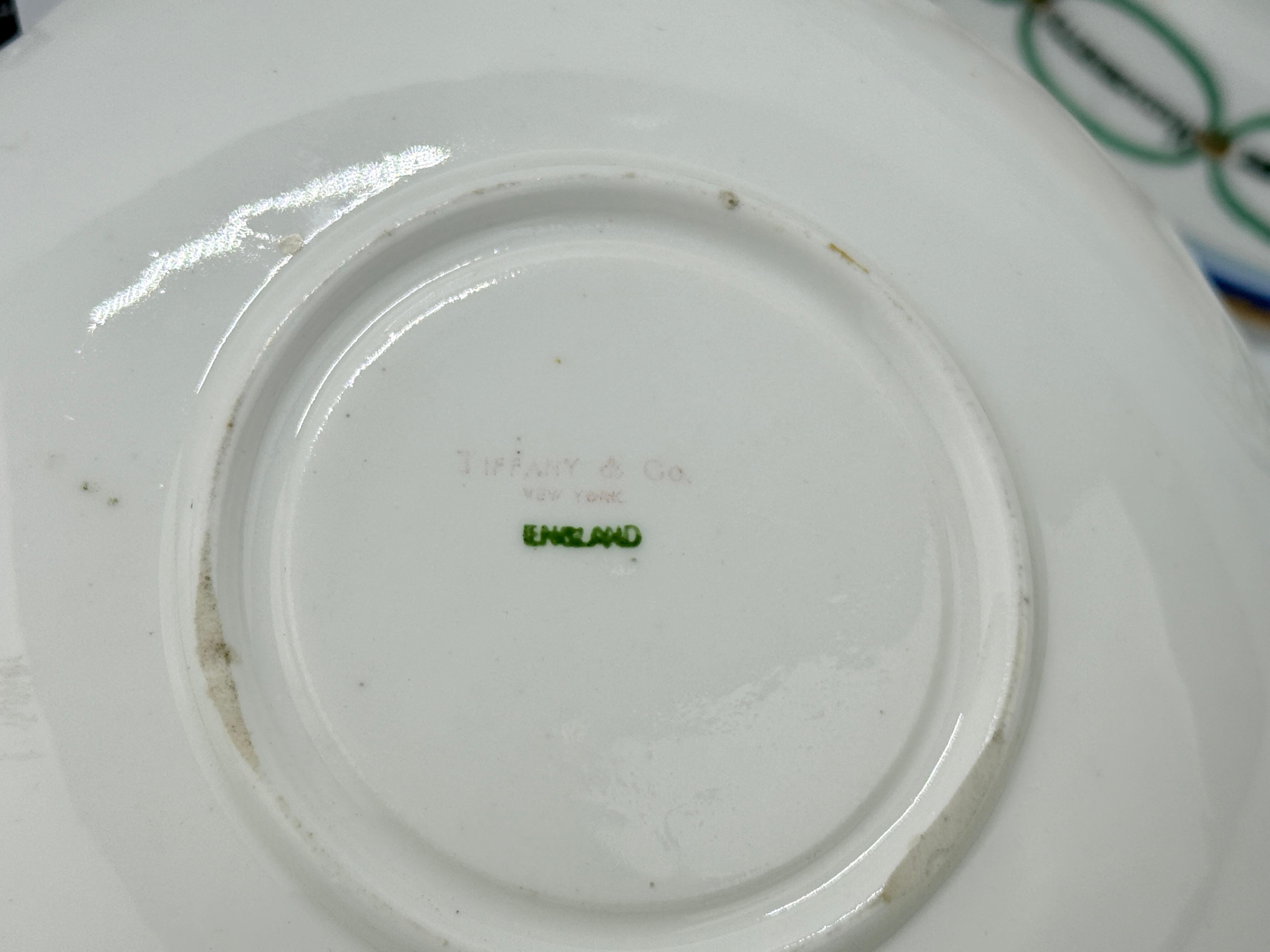 Porcelaine Service de table « États » de Martha Washington 3 pièces - détaillant de Tiffany & Co en vente