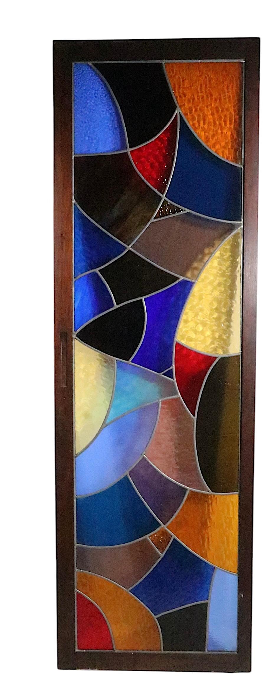 Verre teinté 3 pc. Panneaux de vitrail modernistes vers les années 1970 en vente