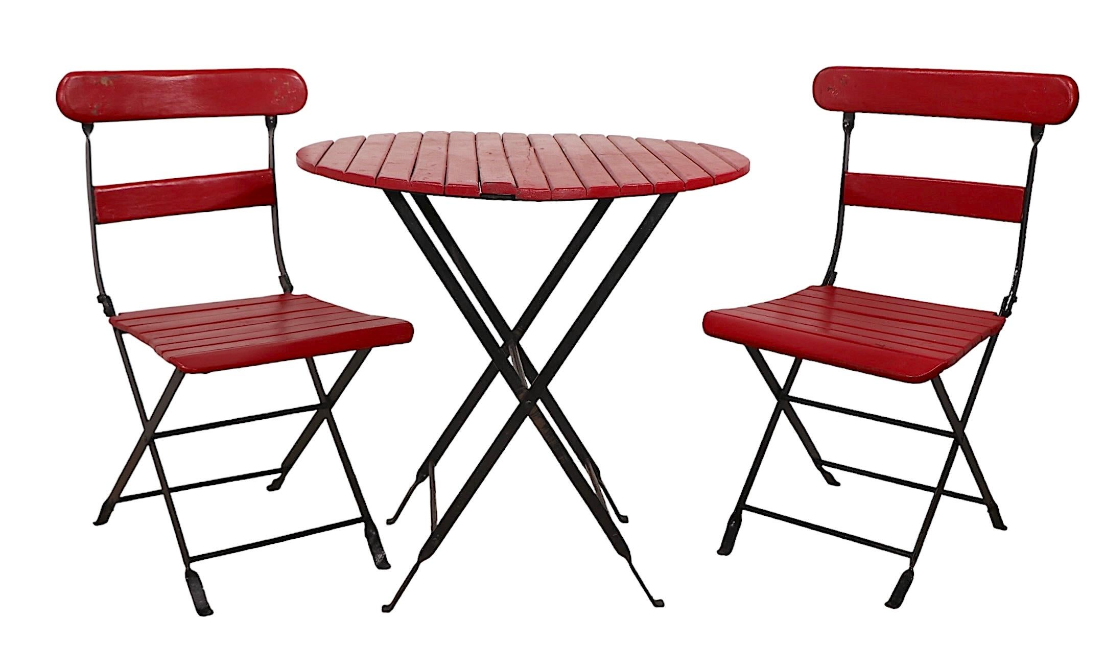 Iron 3 pc. Vintage Folding  Cafe Bistro Beer Garden Garden Patio Dinette Set For Sale