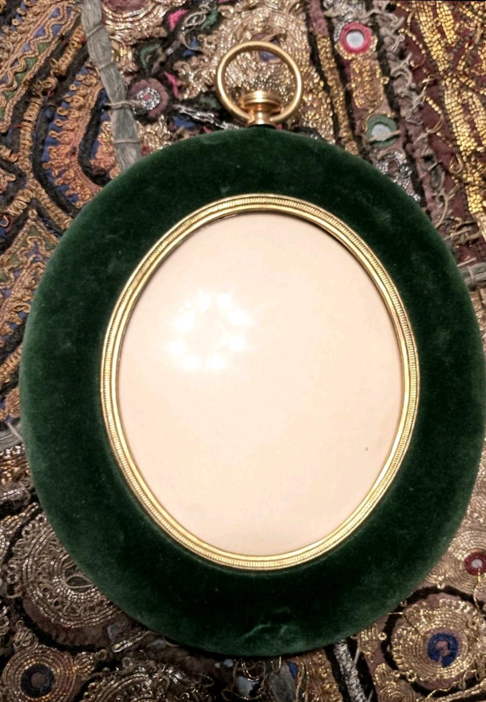 3 Photo Frames, Picture Frame, Virtorian of Emerald Green Velvet and Brass 9