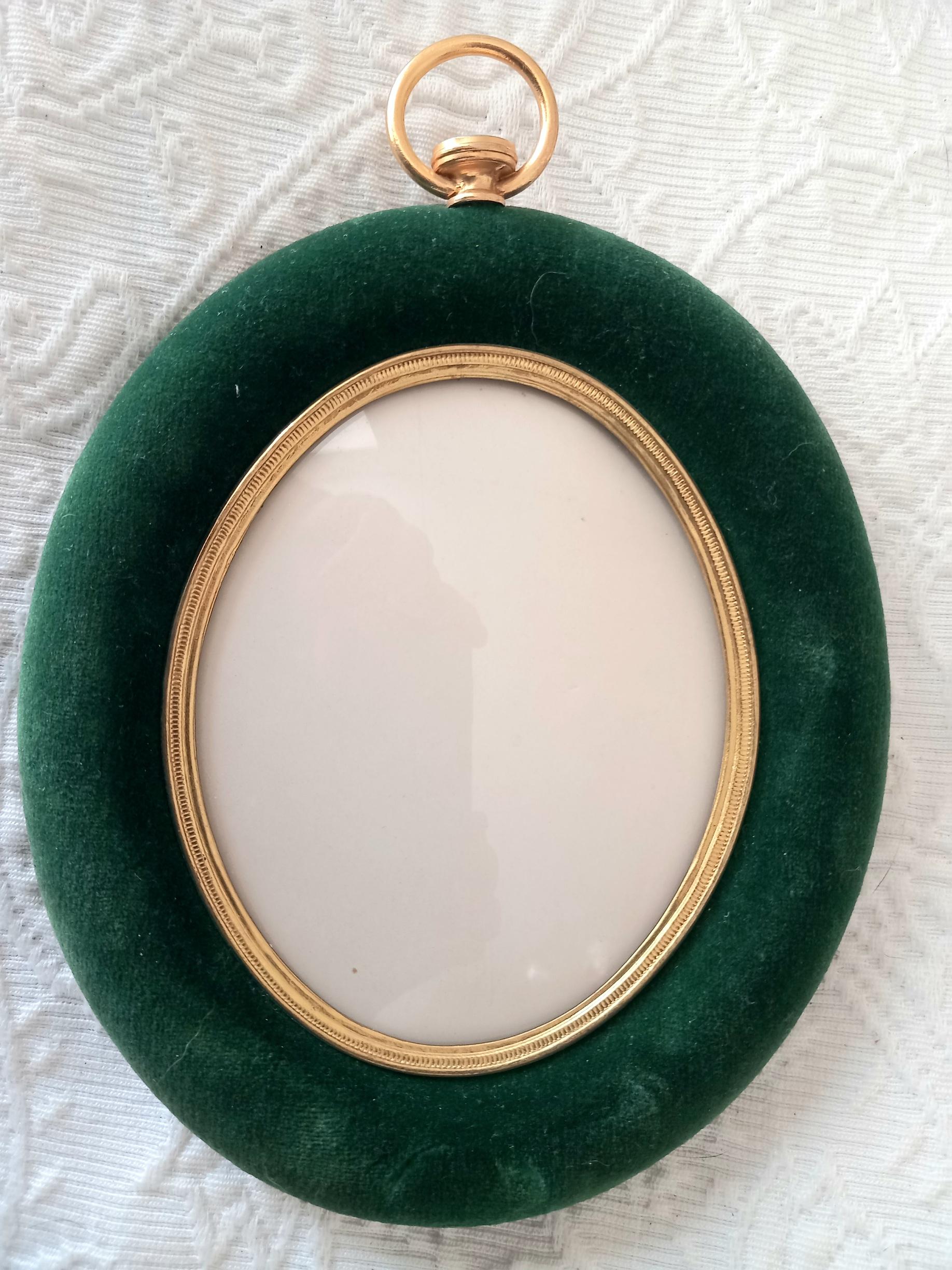 Victorian 3 Photo Frames, Picture Frame, Virtorian of Emerald Green Velvet and Brass