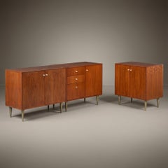 Credenza a 3 pezzi in noce, smalto e ottone nello stile di George Nelson