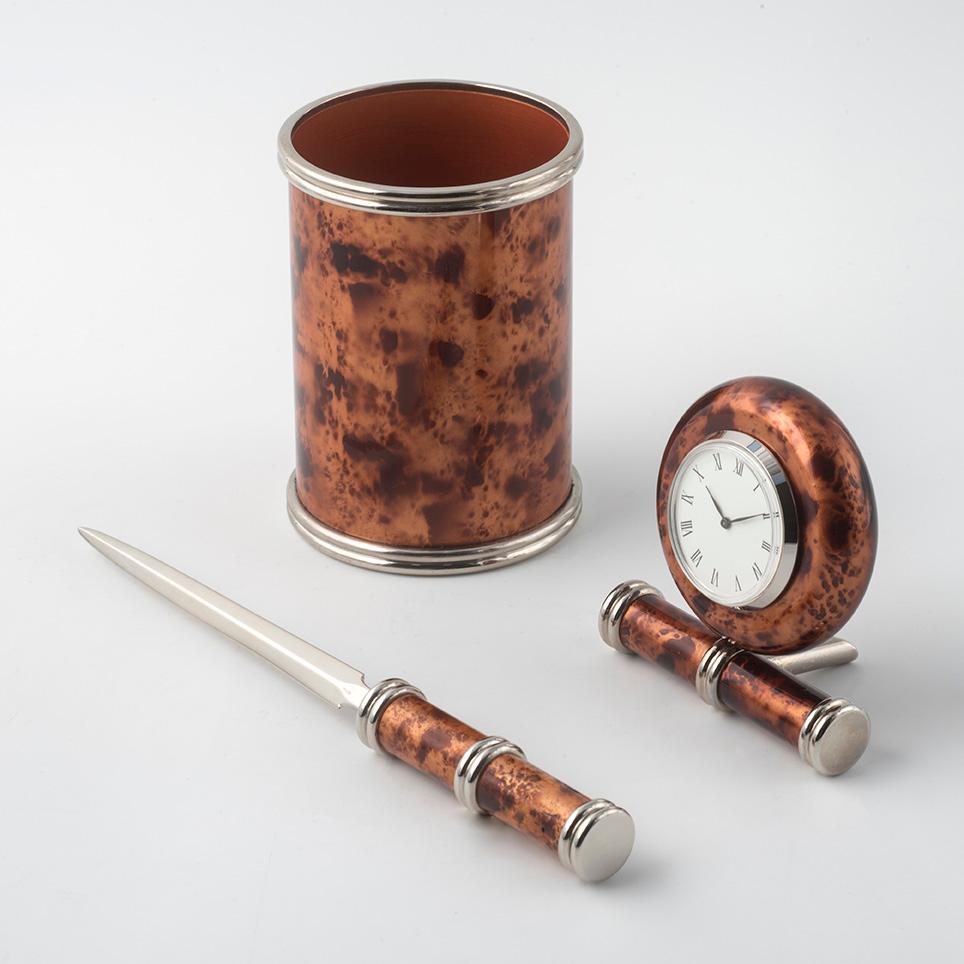 Elegantes Schreibtischset in Hochglanzlack - The Lacquers Collection (Glasiert) im Angebot