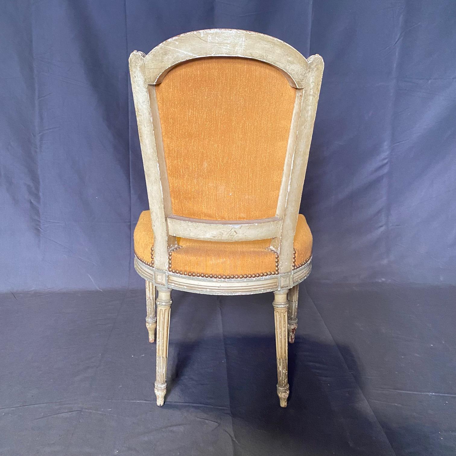 3 pezzi di un elegante e raro set da salotto classico francese Luigi XVI del XIX secolo 7