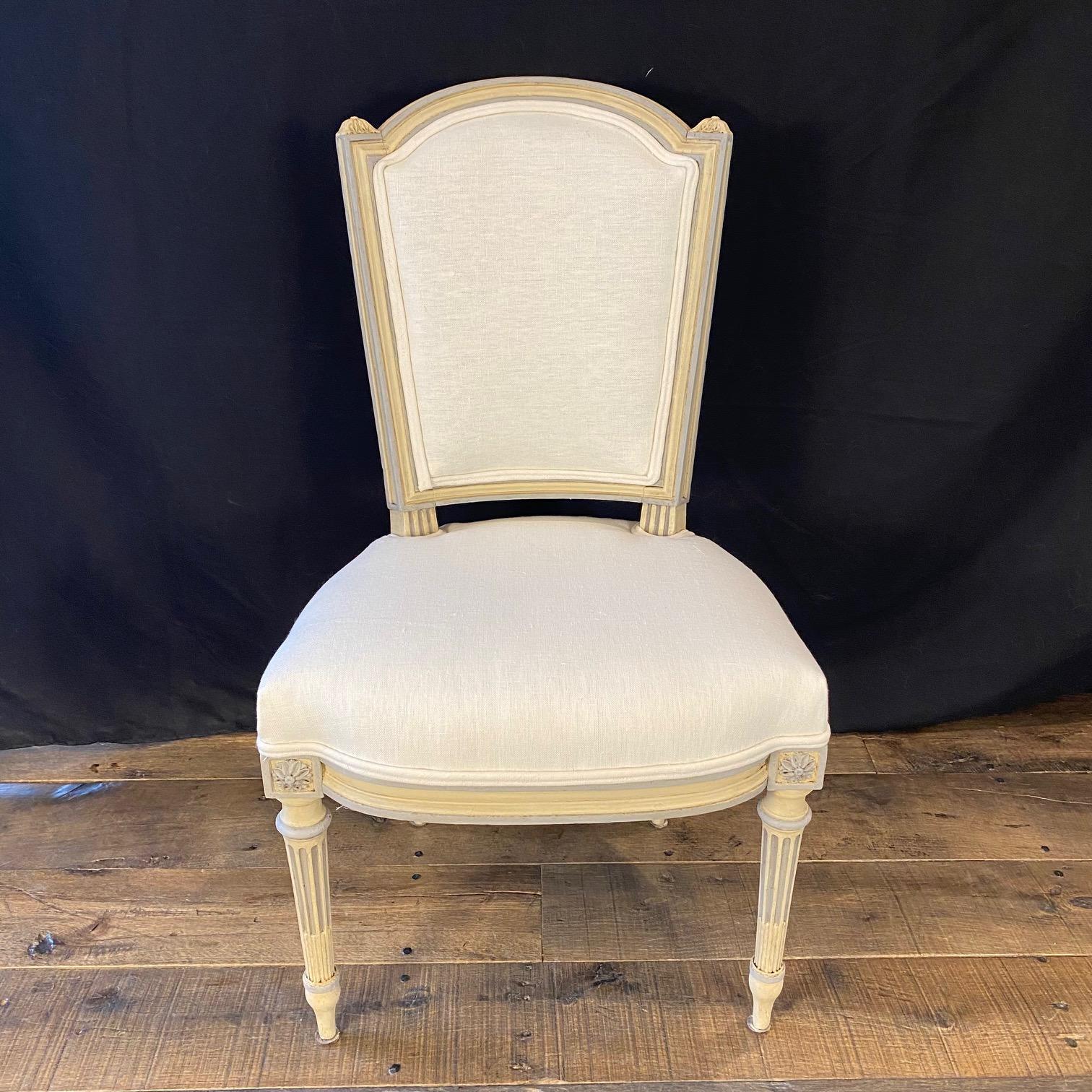 3 Piece Elegant and Rare 19th Century Classic French Louis XVI Salon Set For Sale 5