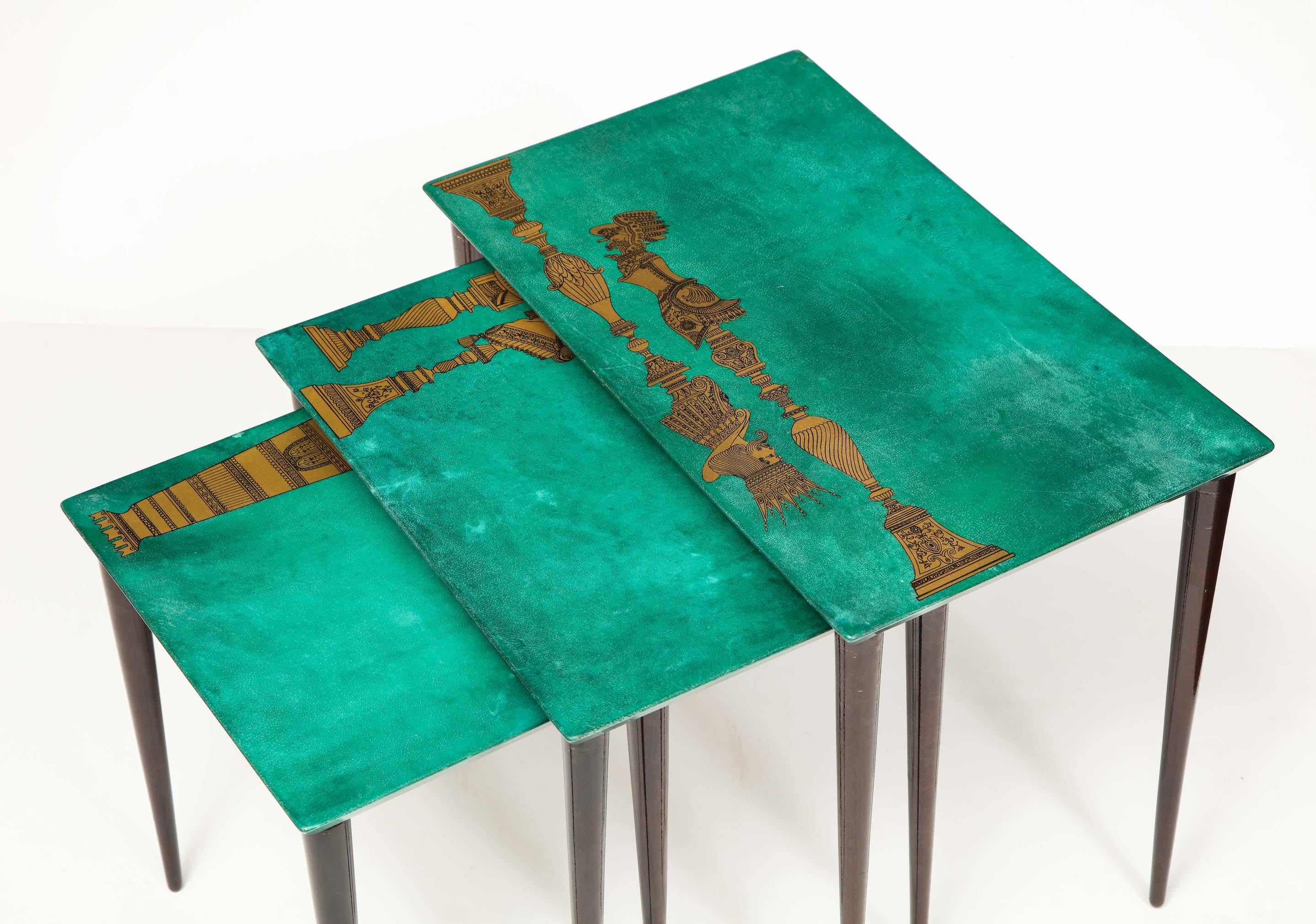 Mid-Century Modern 3-Piece Emerald Leather Nesting Table Set by Aldo Tura