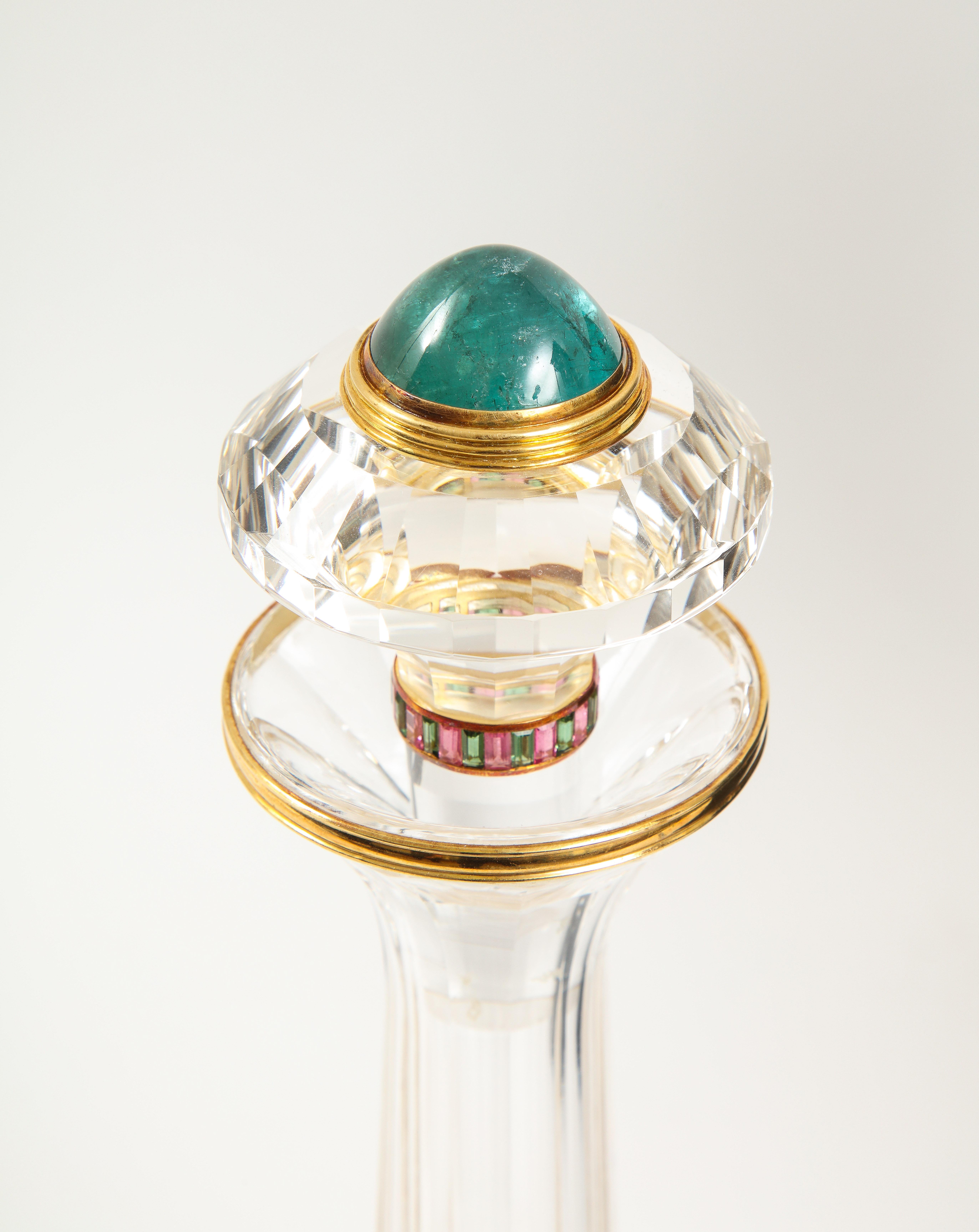 Juego de Decantador de 3 Piezas Tallado en Cristal de Roca Montado en Oro y Joyas, en Estuche Original en venta 5