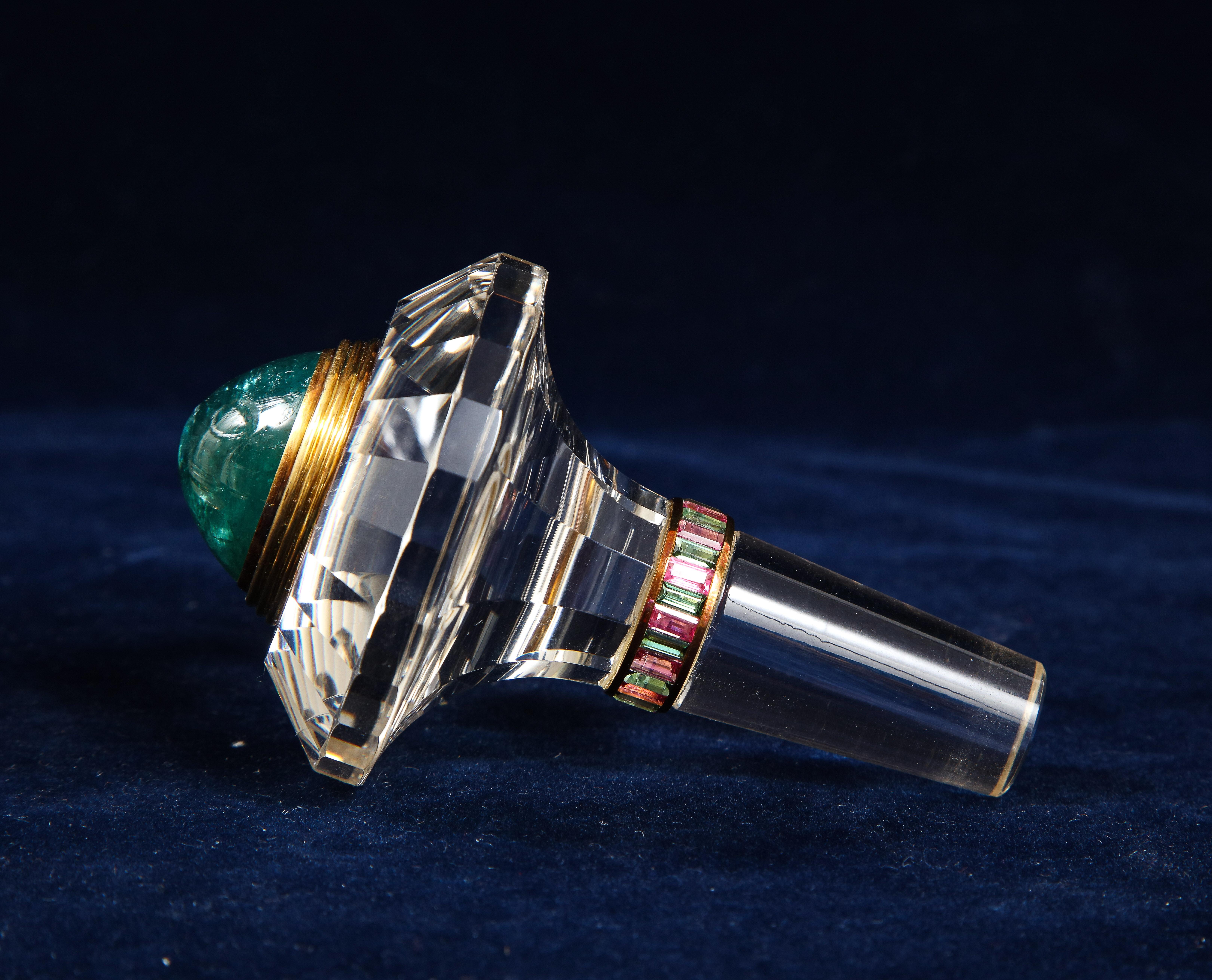Juego de Decantador de 3 Piezas Tallado en Cristal de Roca Montado en Oro y Joyas, en Estuche Original en venta 6
