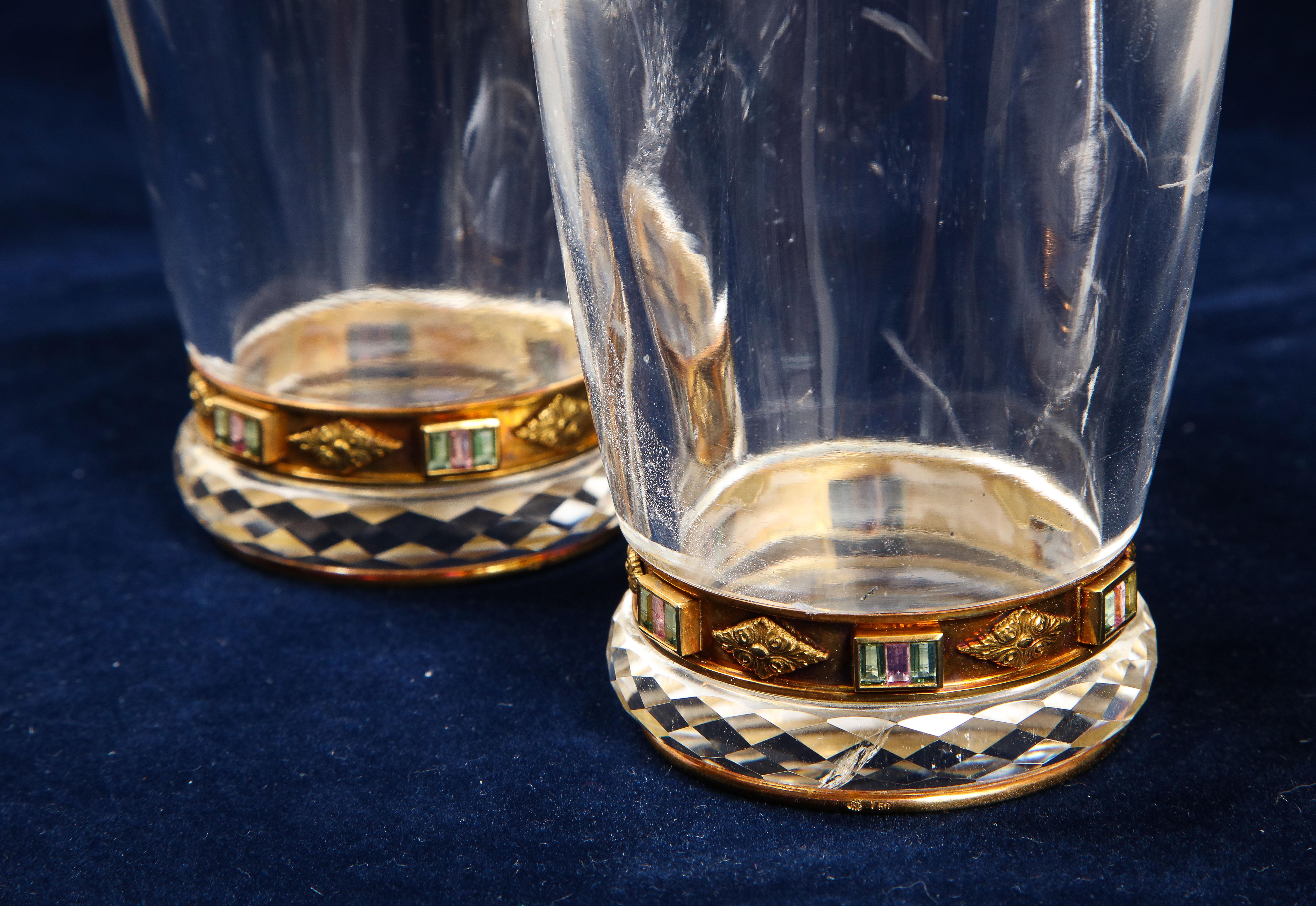 Juego de Decantador de 3 Piezas Tallado en Cristal de Roca Montado en Oro y Joyas, en Estuche Original en venta 12