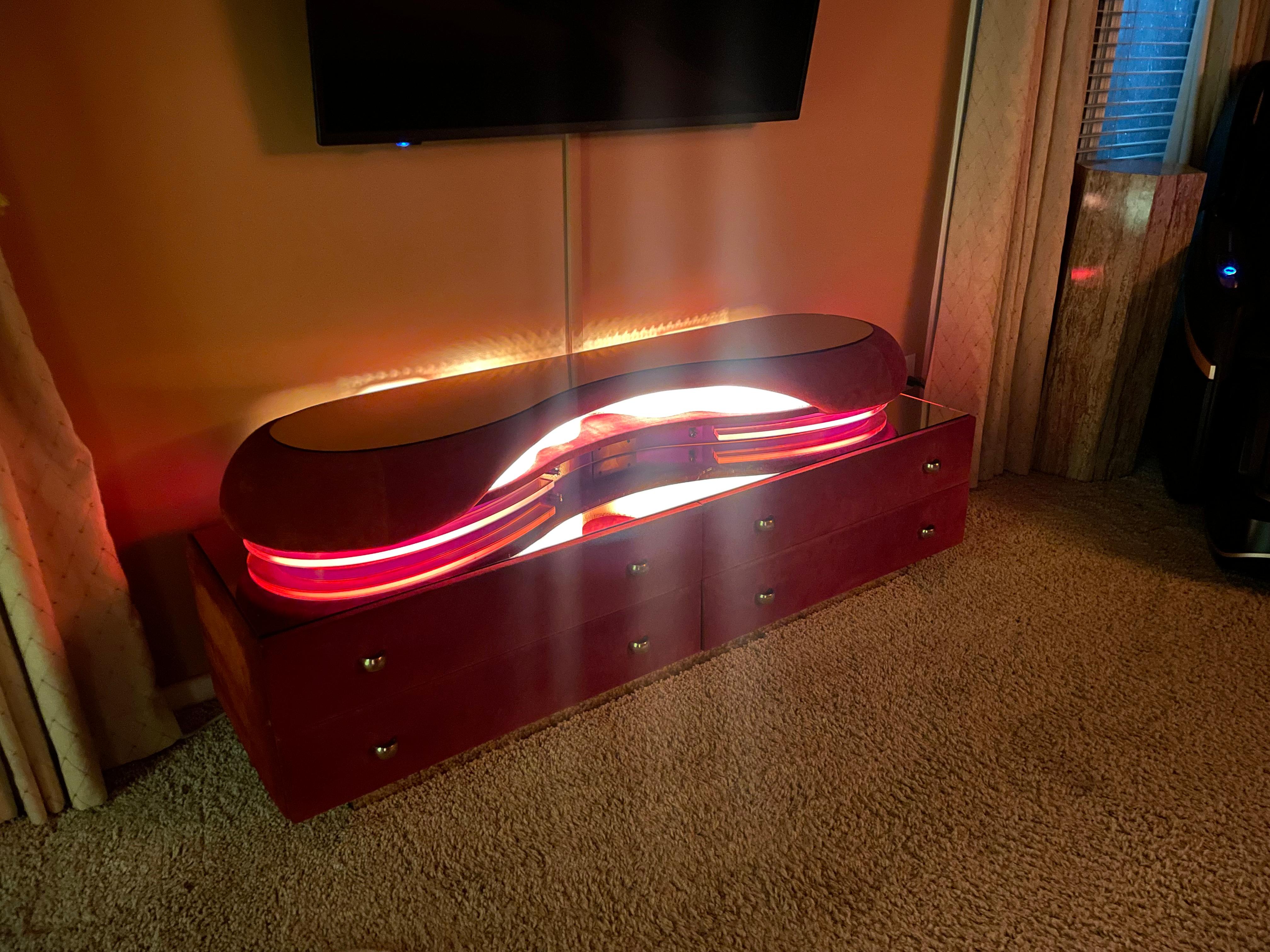 Mid-Century Modern 3-Piece Italian Modern Mirrored Top Lighted Suede Dresser & Mirror by Verardo For Sale