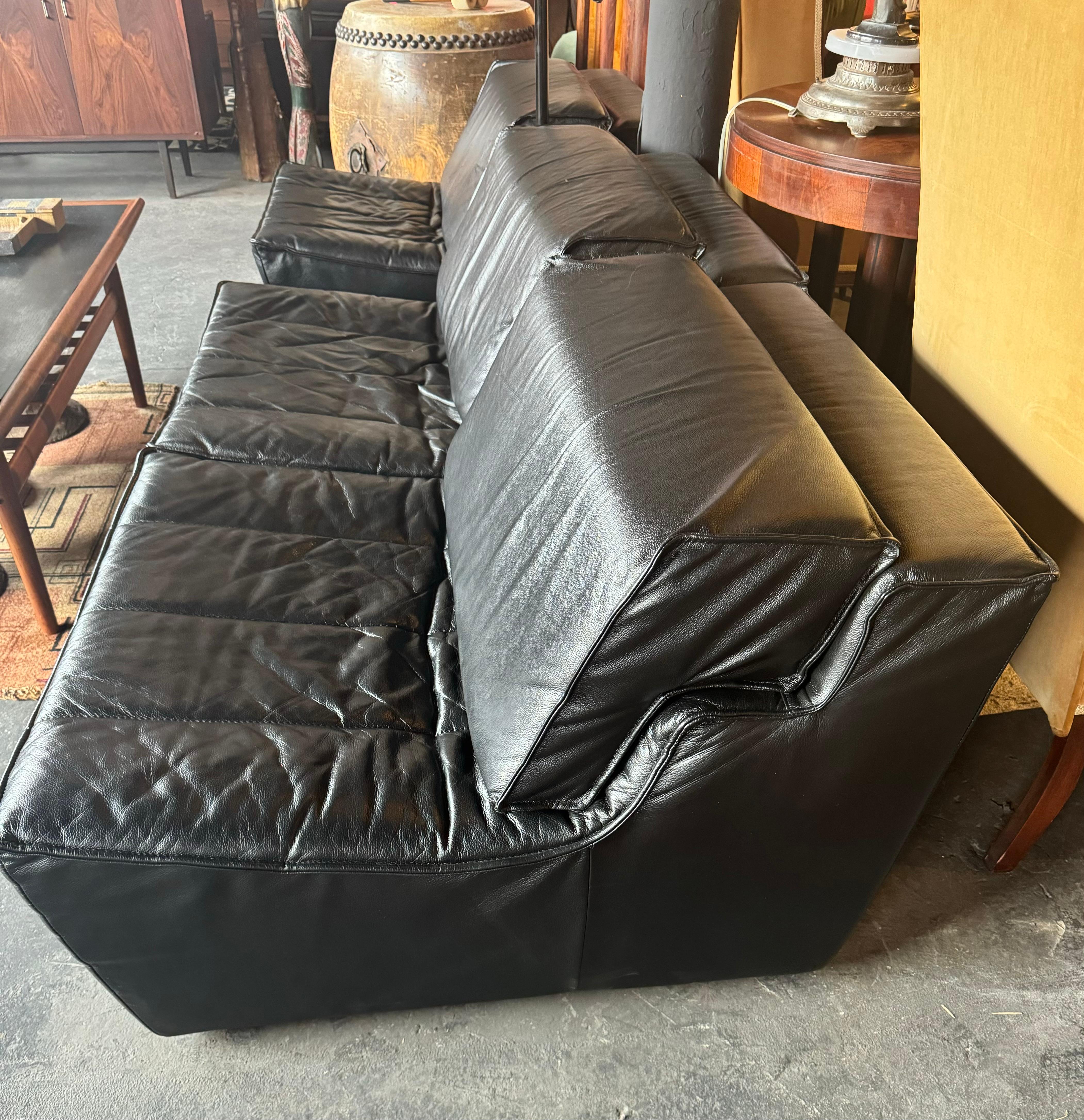 Post-Modern 3 Piece Leather modular sofa, Sylvain Joly for Chateau d'Ax, Made in Italy 2000s