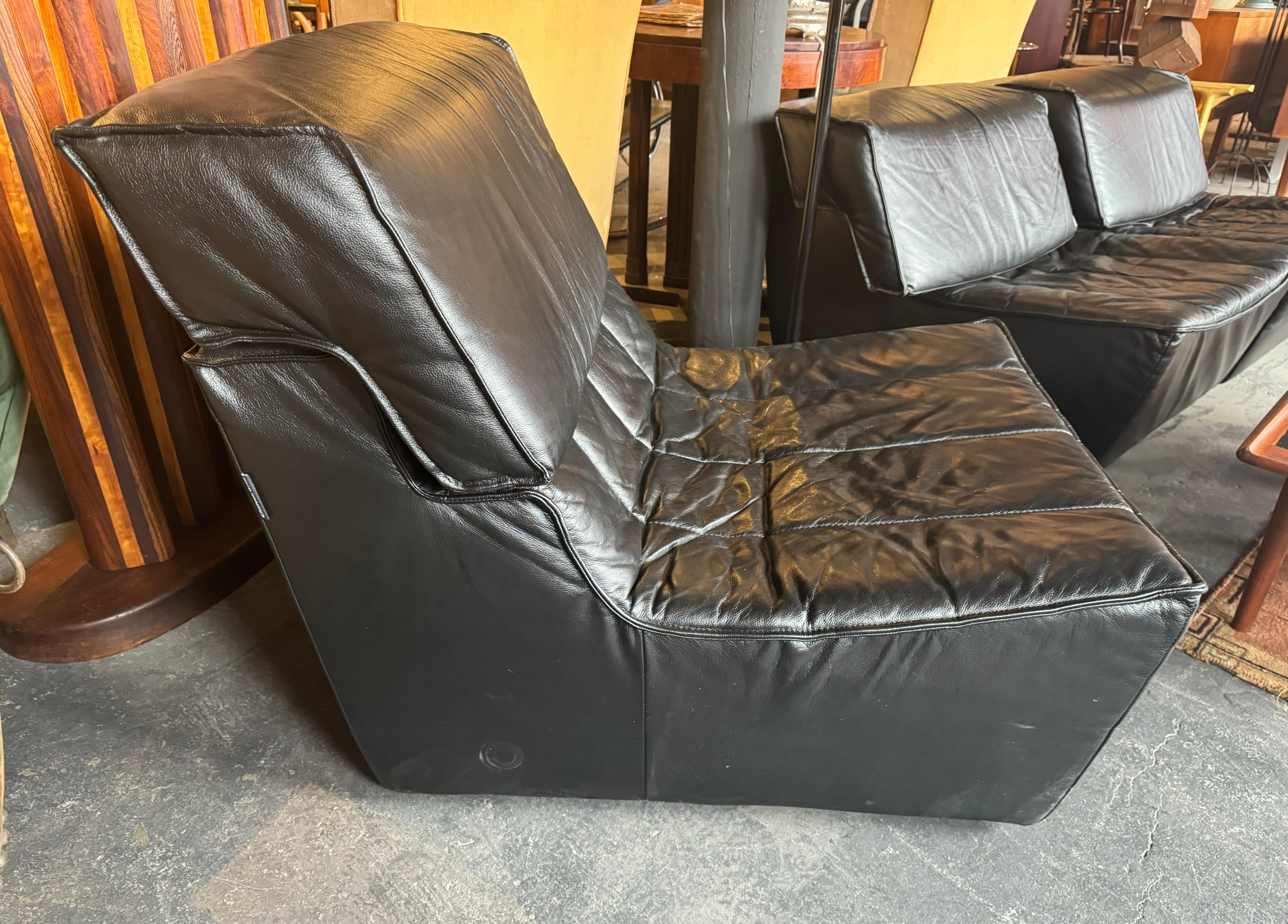 3 Piece Leather modular sofa, Sylvain Joly for Chateau d'Ax, Made in Italy 2000s In Good Condition In Buffalo, NY